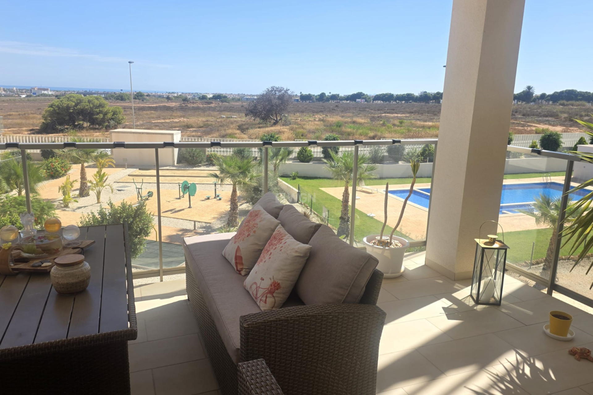 Resale - Apartment / flat - Villamartin - Costa Blanca