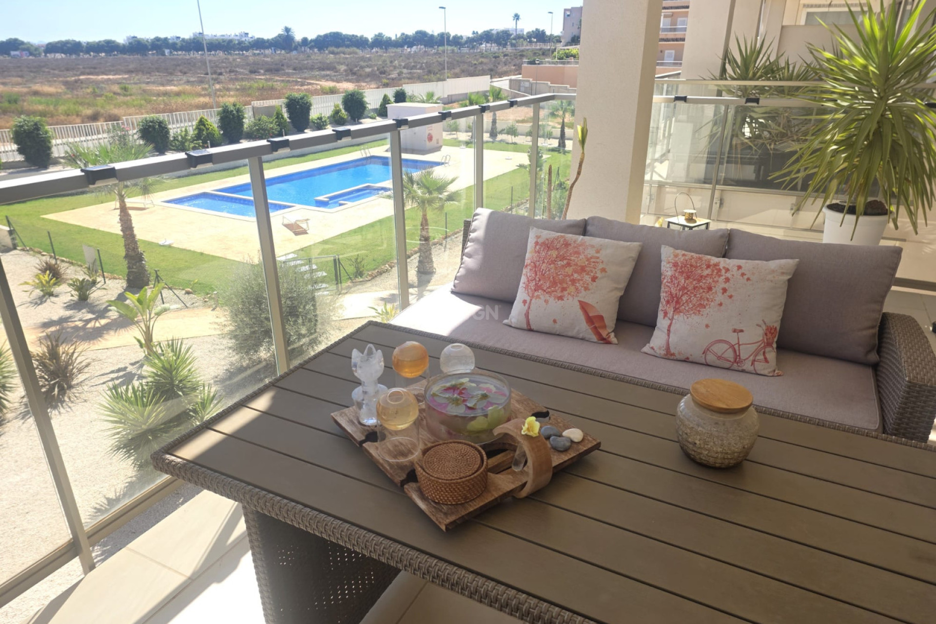 Resale - Apartment / flat - Villamartin - Costa Blanca