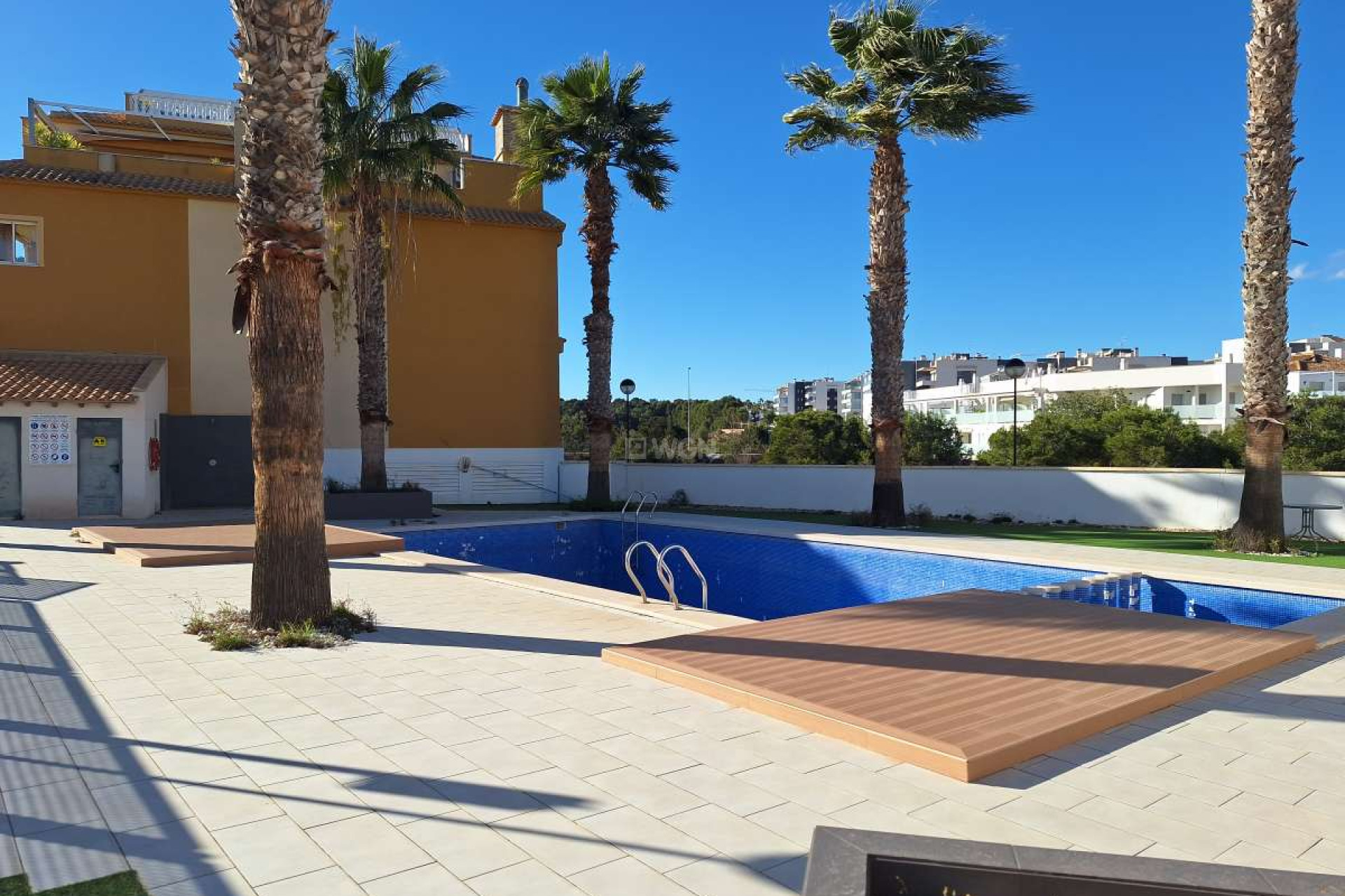 Resale - Apartment / flat - Villamartin - Costa Blanca