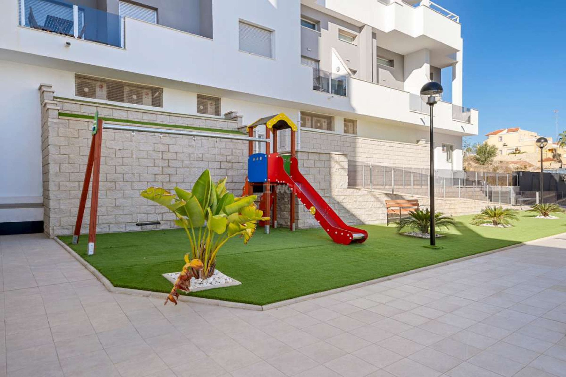 Resale - Apartment / flat - Villamartin - Costa Blanca