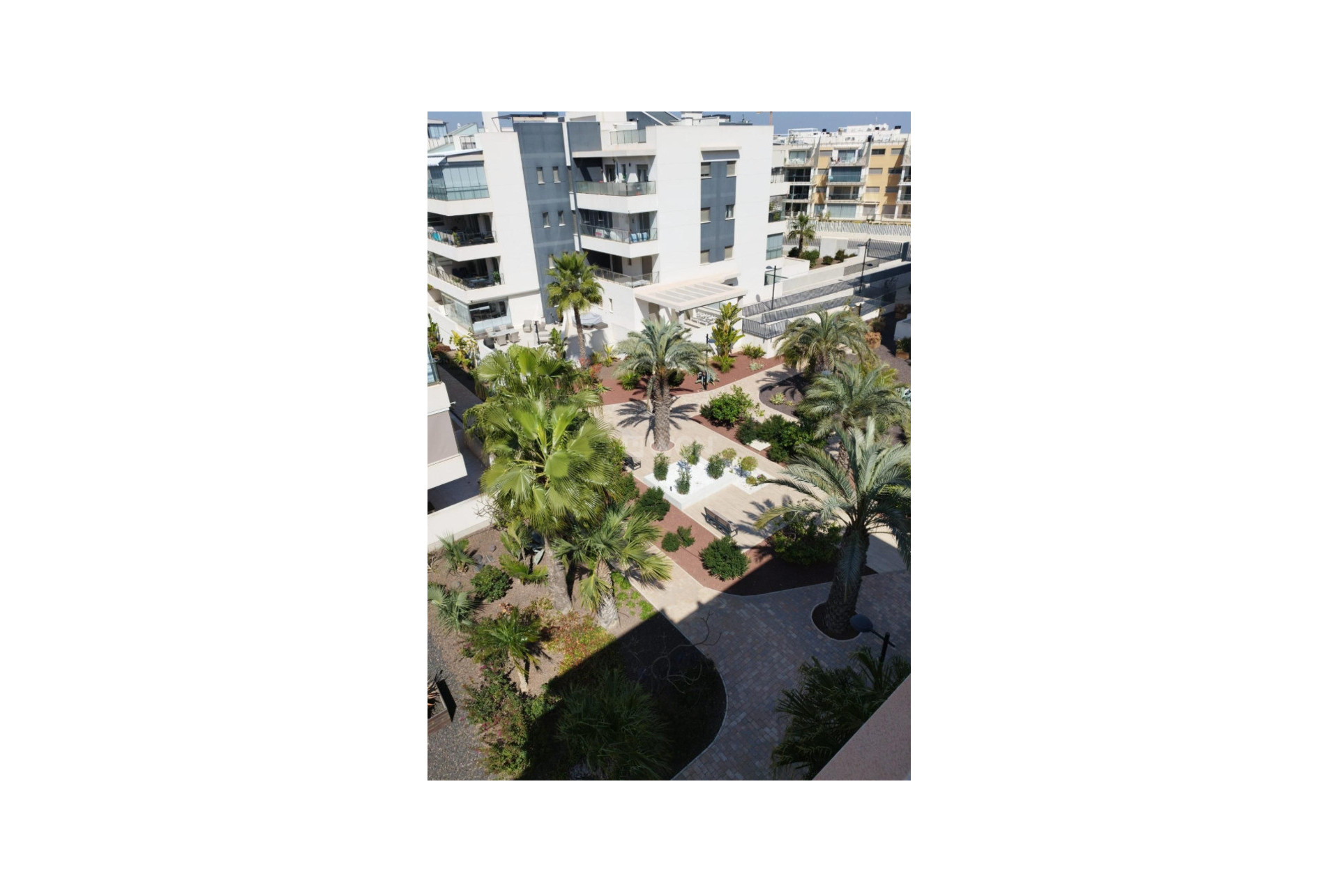 Resale - Apartment / flat - Villamartin - Costa Blanca