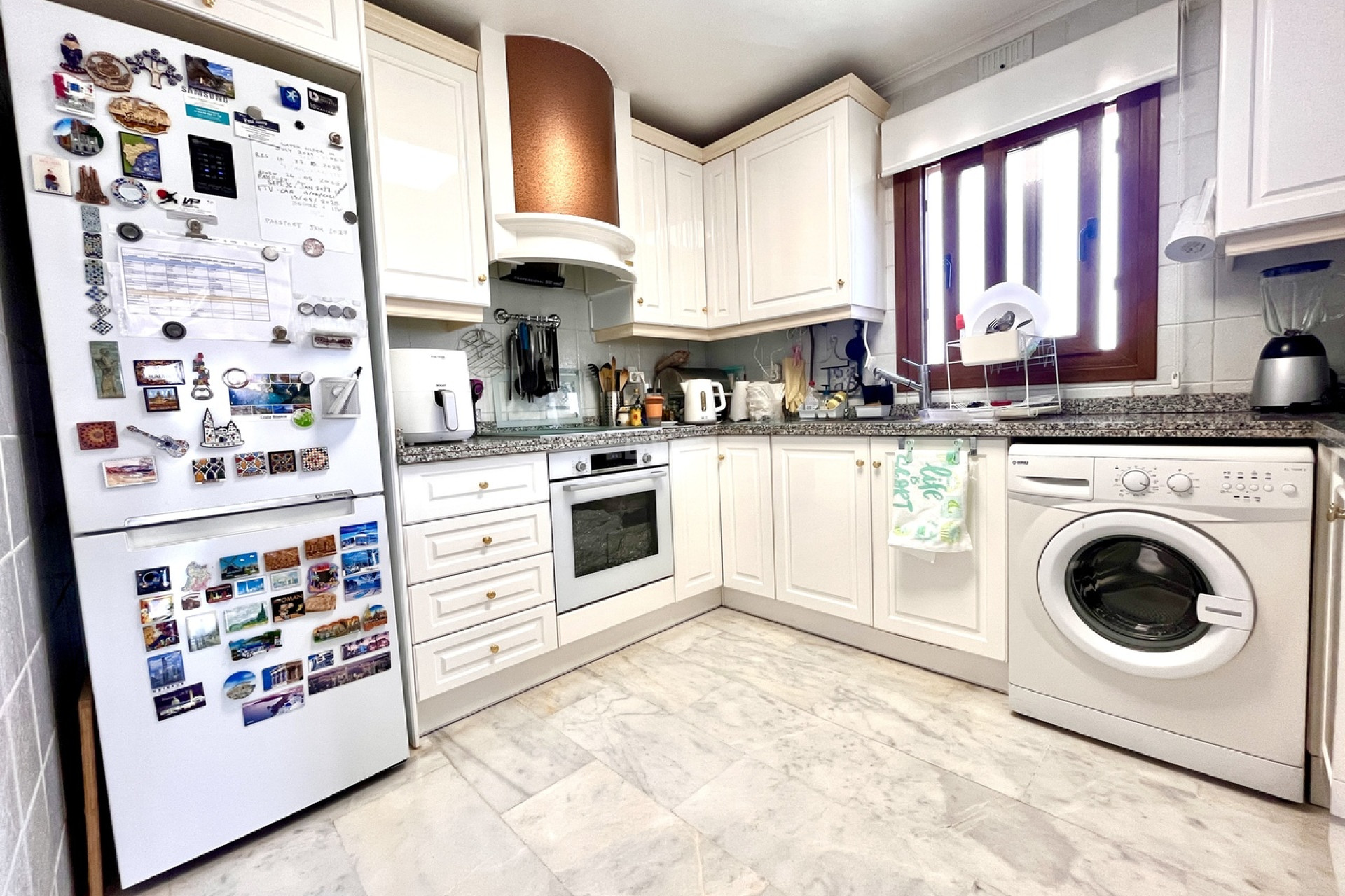 Resale - Apartment / flat - Villamartin - Costa Blanca