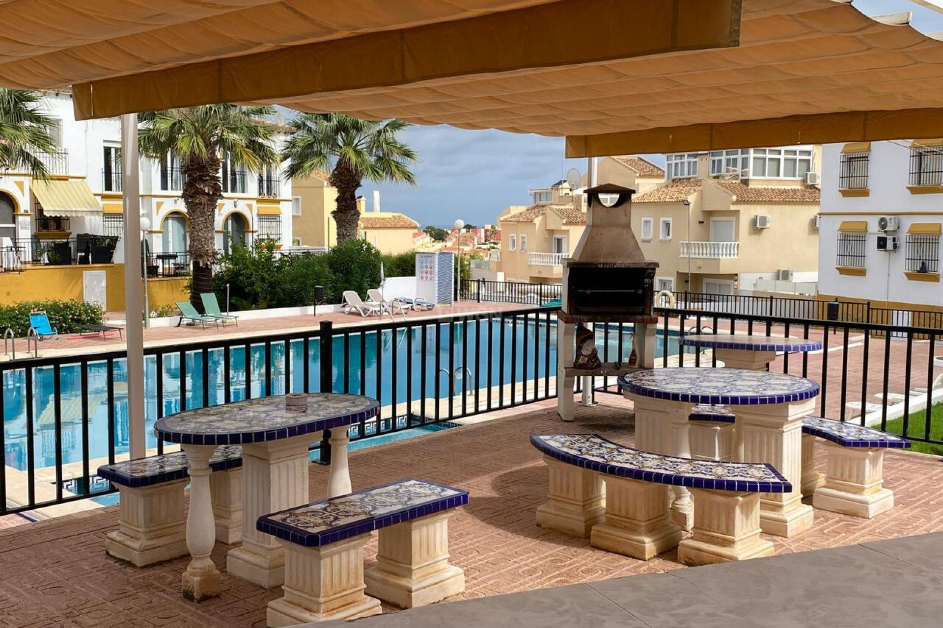 Resale - Apartment / flat - Villamartin - Costa Blanca