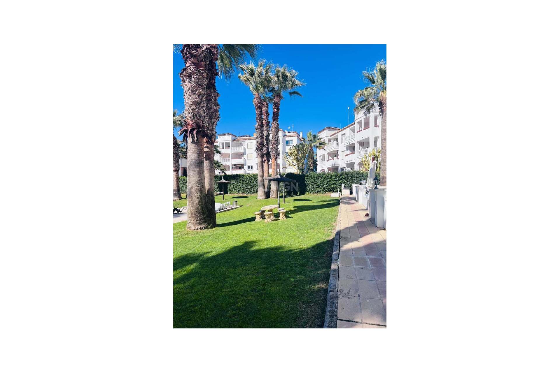 Resale - Apartment / flat - Villamartin - Costa Blanca
