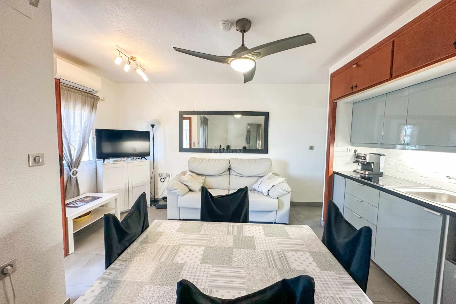 Resale - Apartment / flat - Villamartin - Costa Blanca