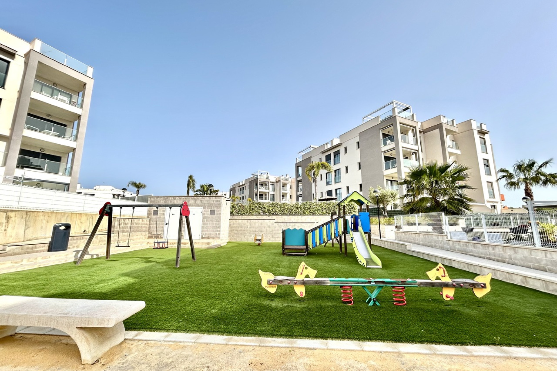 Resale - Apartment / flat - Villamartin - Costa Blanca