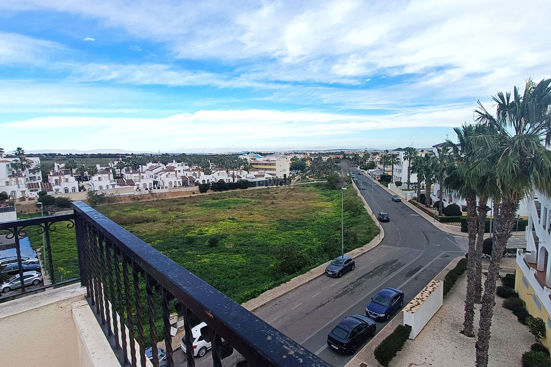 Resale - Apartment / flat - Villamartin - Costa Blanca