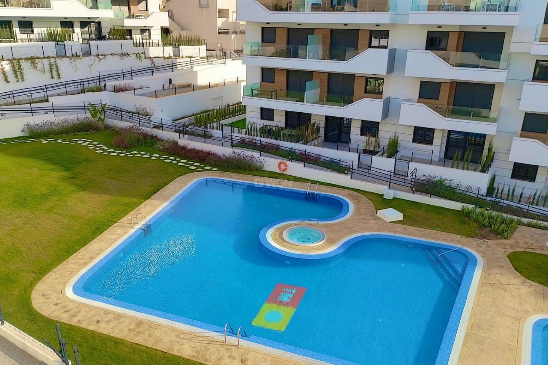 Resale - Apartment / flat - Villamartin - Costa Blanca