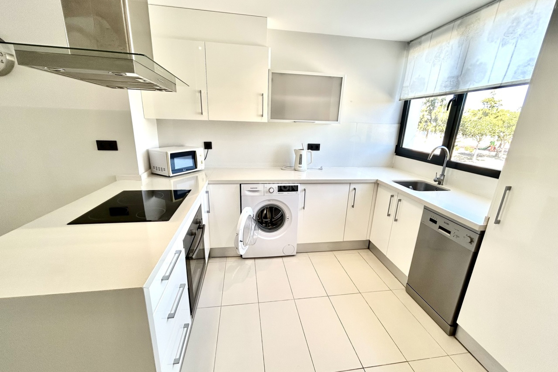 Resale - Apartment / flat - Villamartin - Costa Blanca