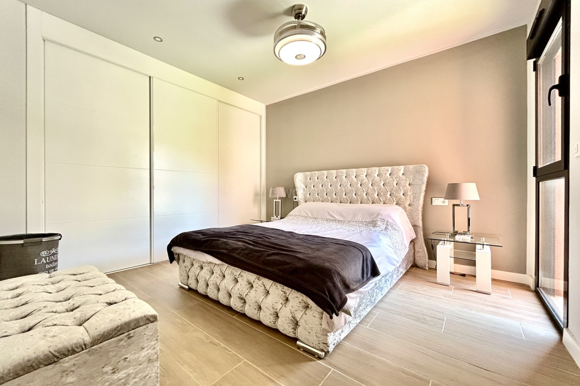 Resale - Apartment / flat - Villamartin - Costa Blanca