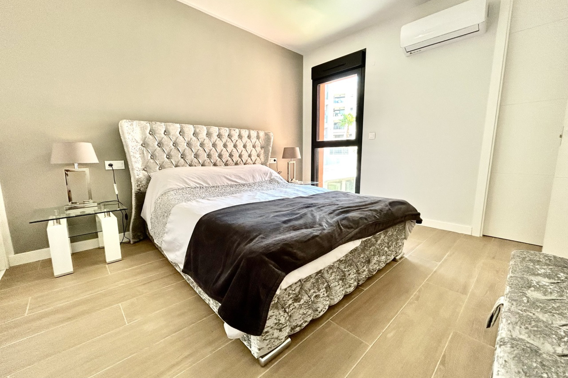 Resale - Apartment / flat - Villamartin - Costa Blanca