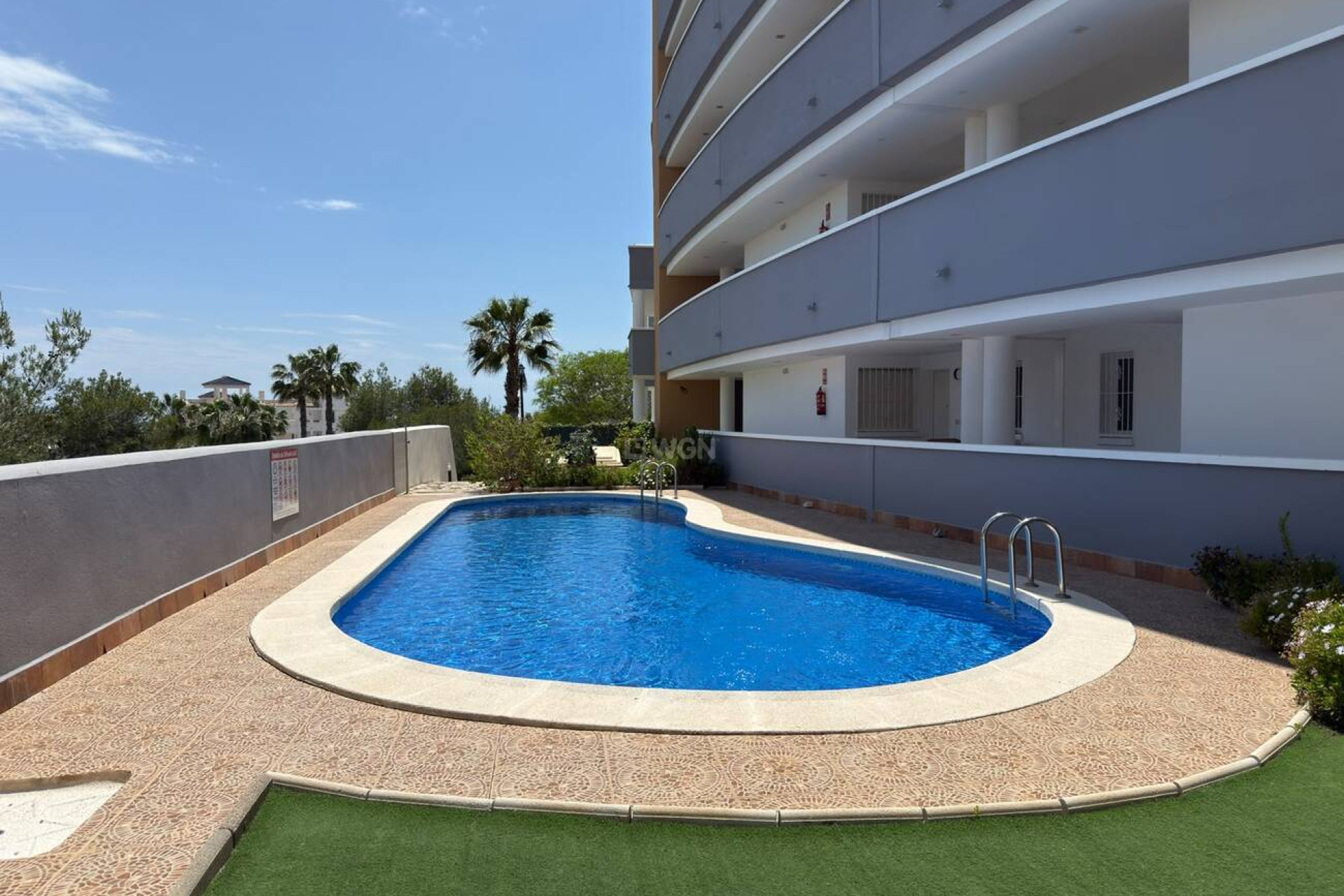 Resale - Apartment / flat - Villamartin - Costa Blanca