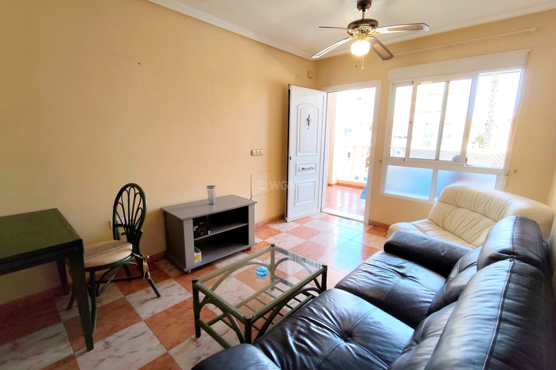 Resale - Apartment / flat - Villamartin - Costa Blanca