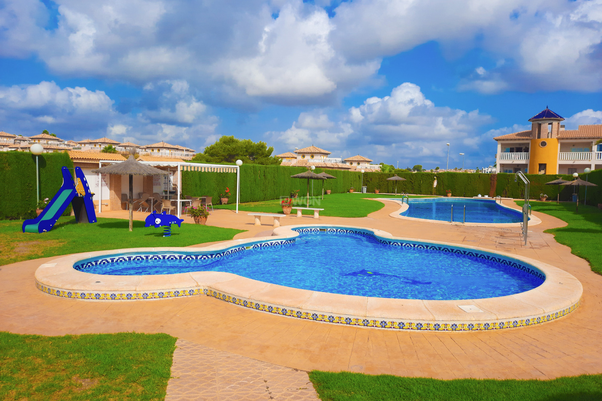 Resale - Apartment / flat - Villamartin - Costa Blanca