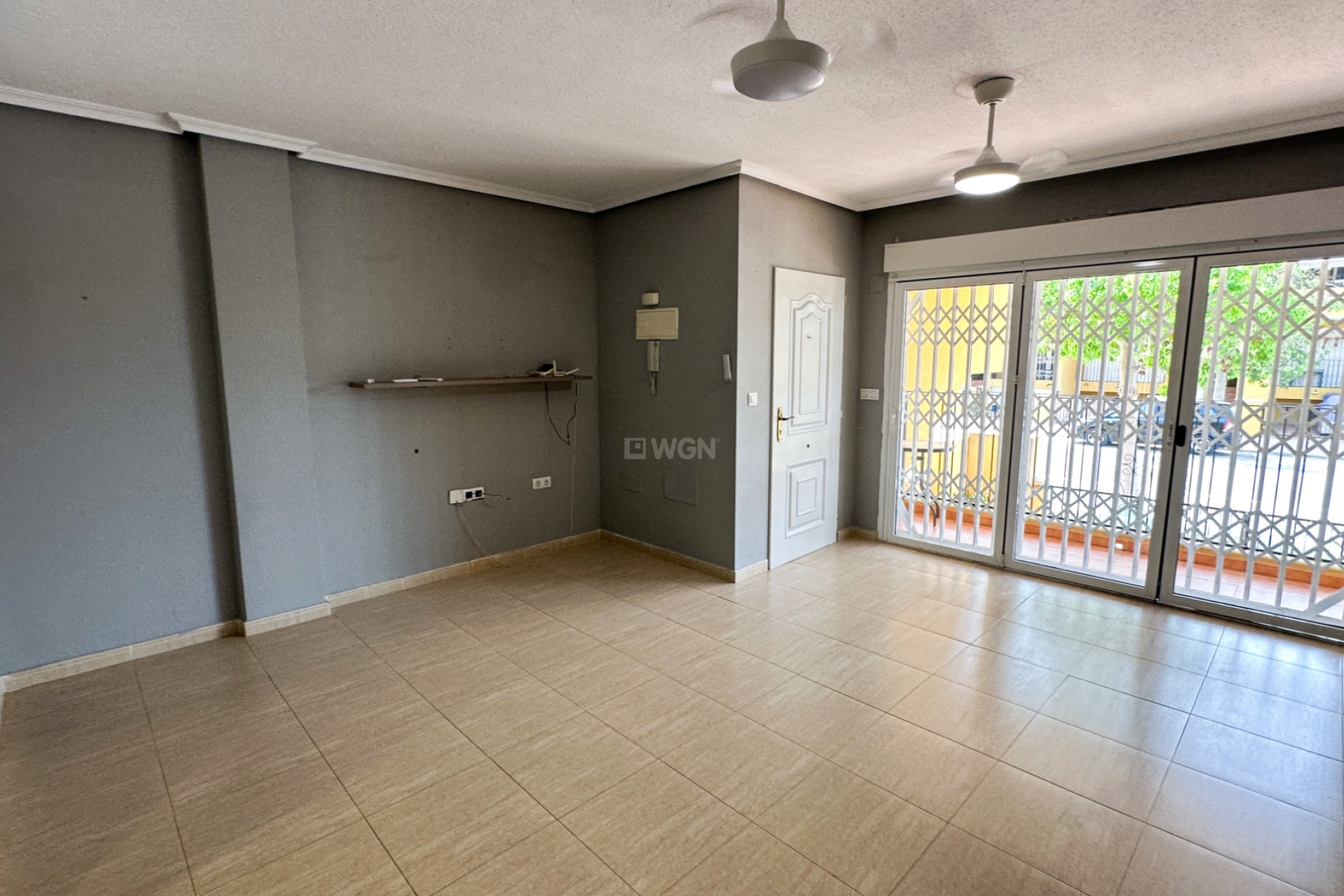 Resale - Bungalow - Daya Nueva - Costa Blanca