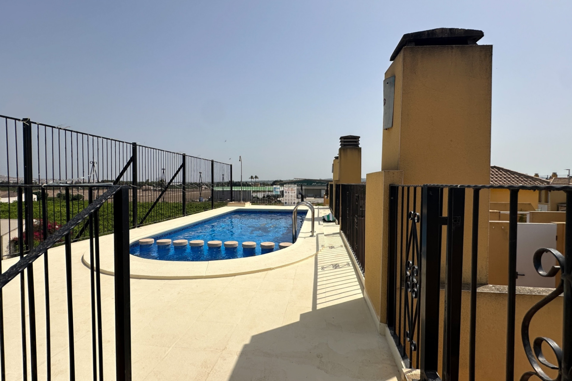 Resale - Bungalow - Daya Nueva - Costa Blanca