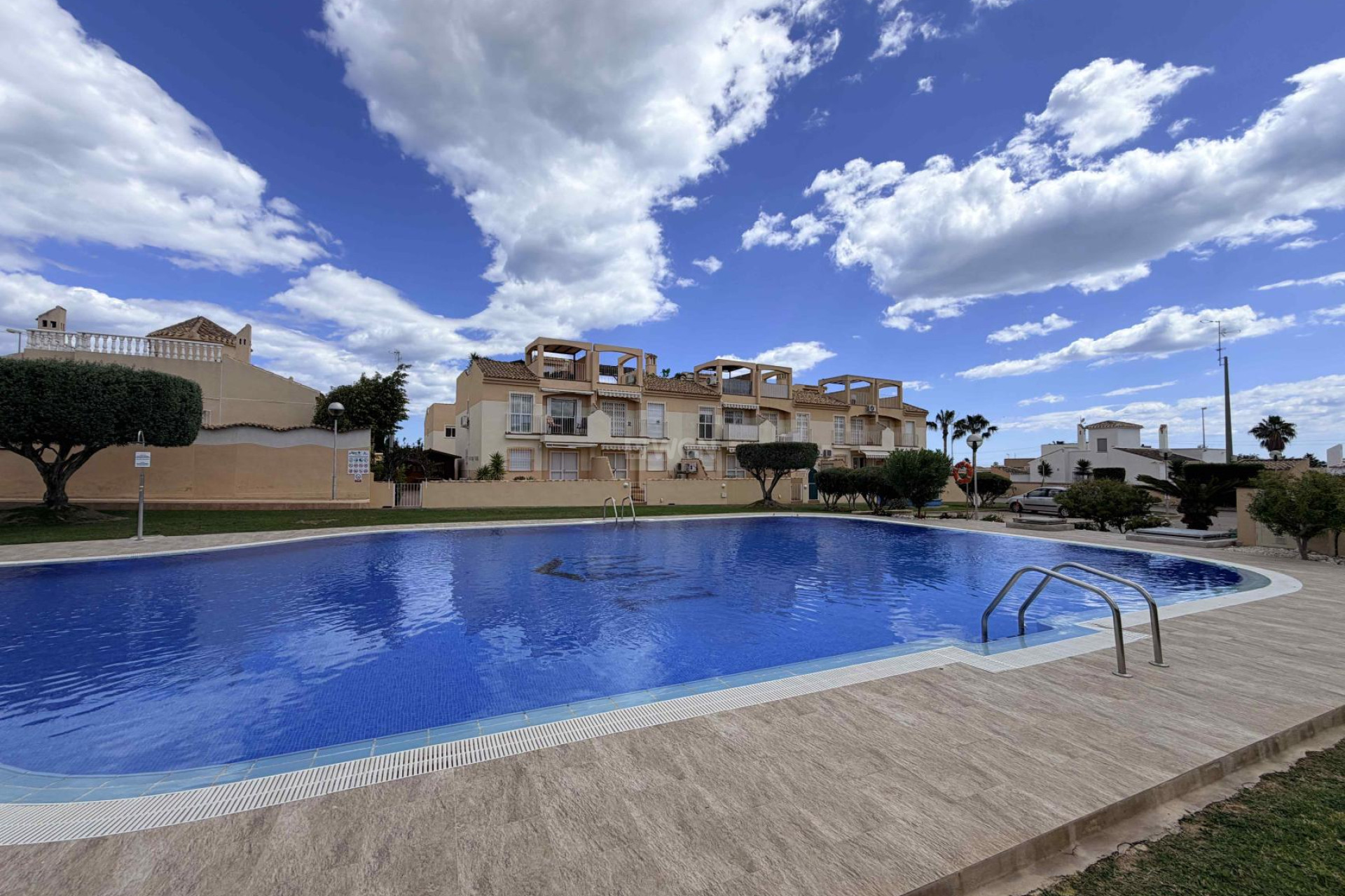 Resale - Bungalow - Orihuela Costa - Costa Blanca