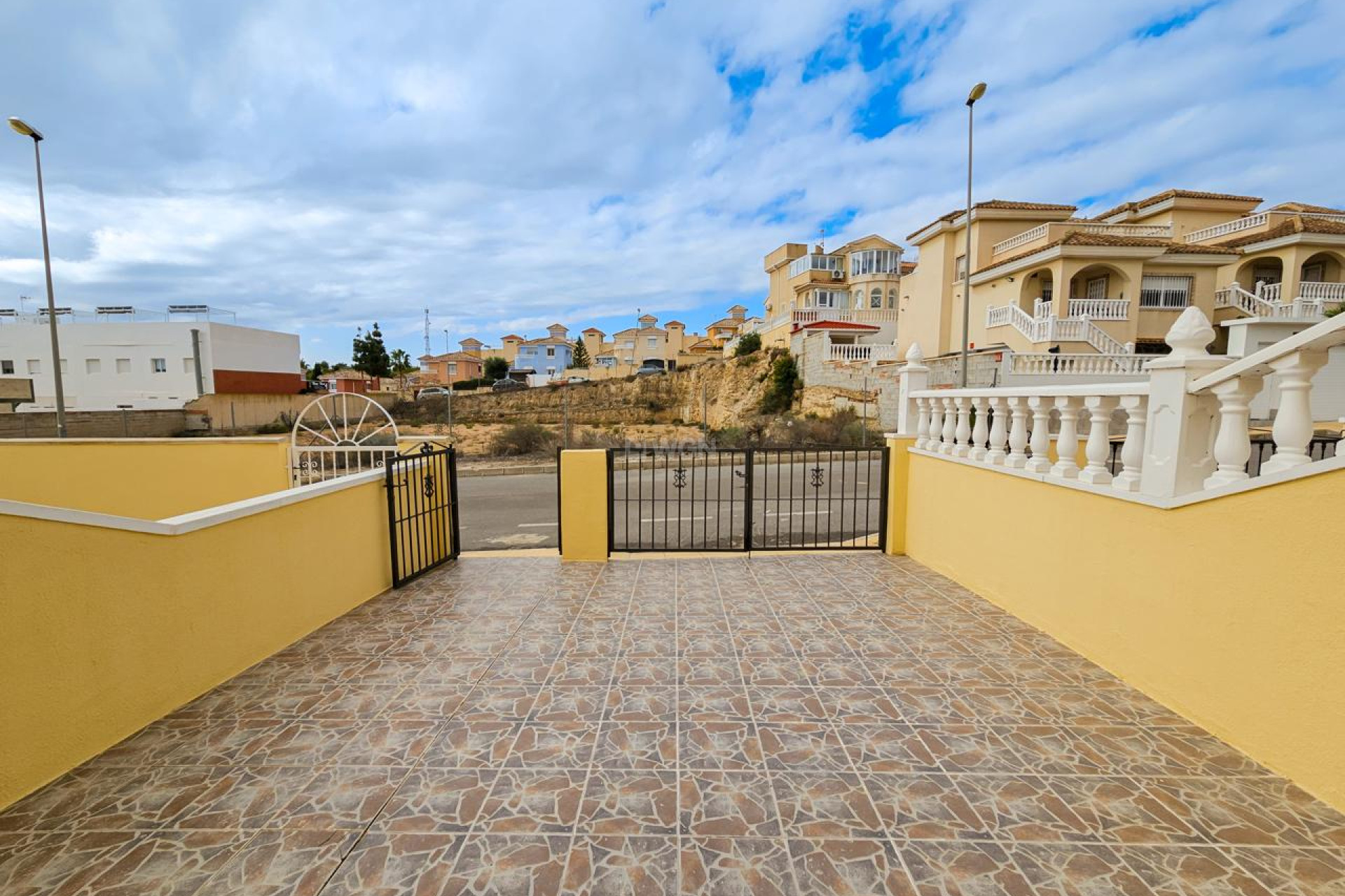 Resale - Bungalow - Orihuela - Inland