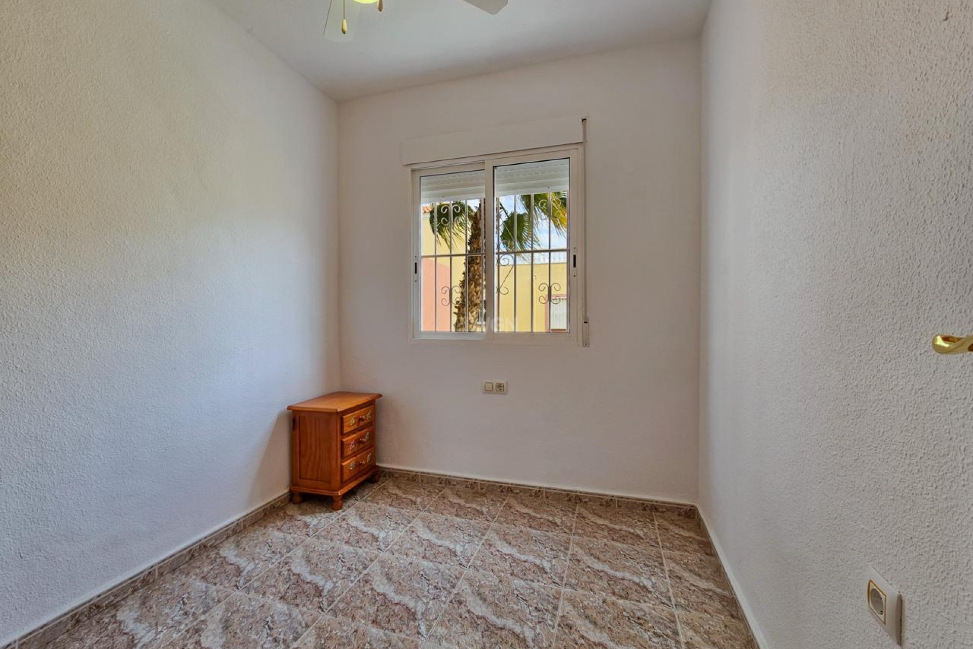 Resale - Bungalow - Orihuela - Inland