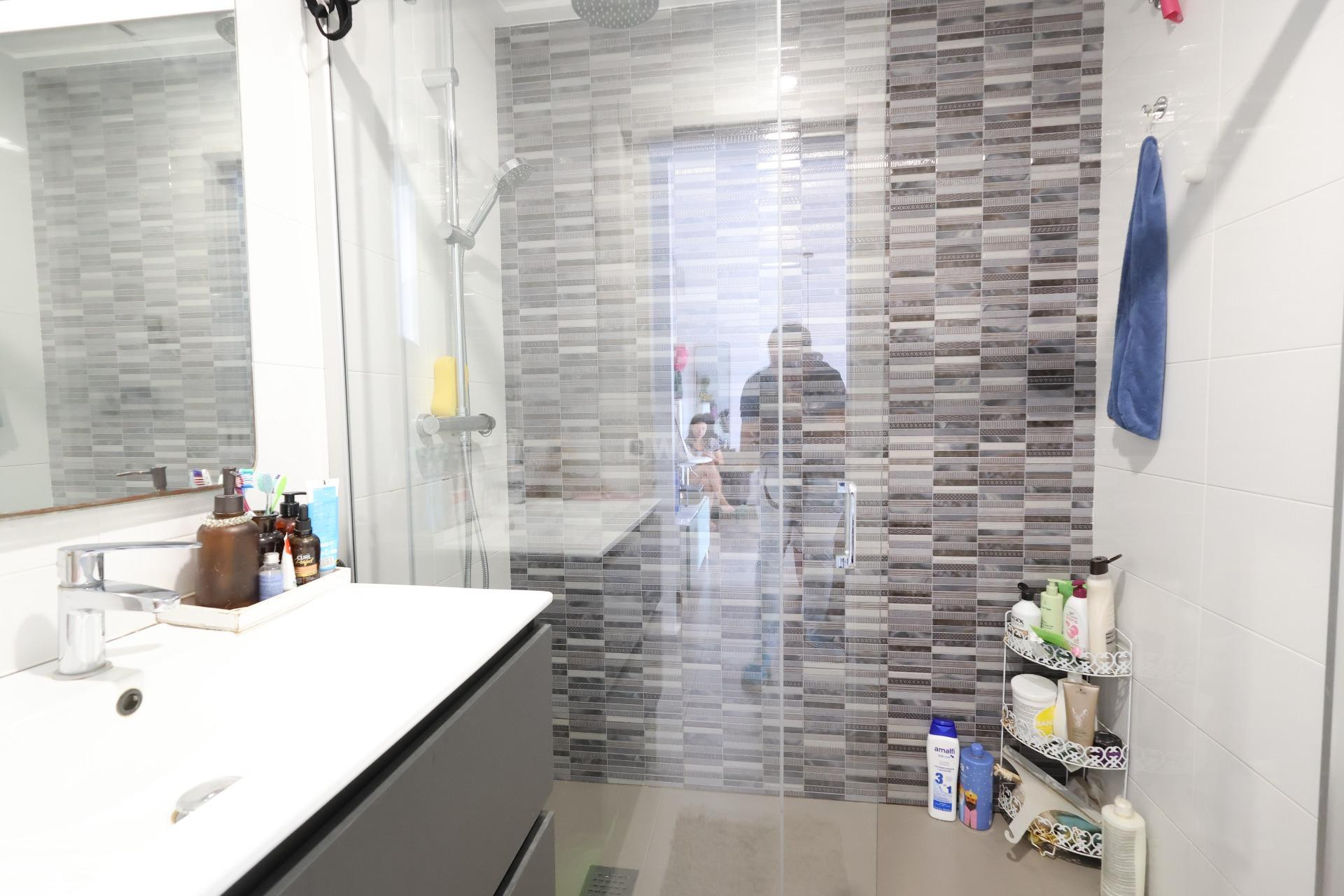 Resale - Bungalow - Pilar de la Horadada - Costa Blanca