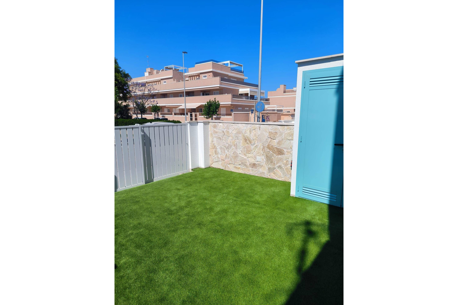 Resale - Bungalow - Pilar de la Horadada - El Mojón