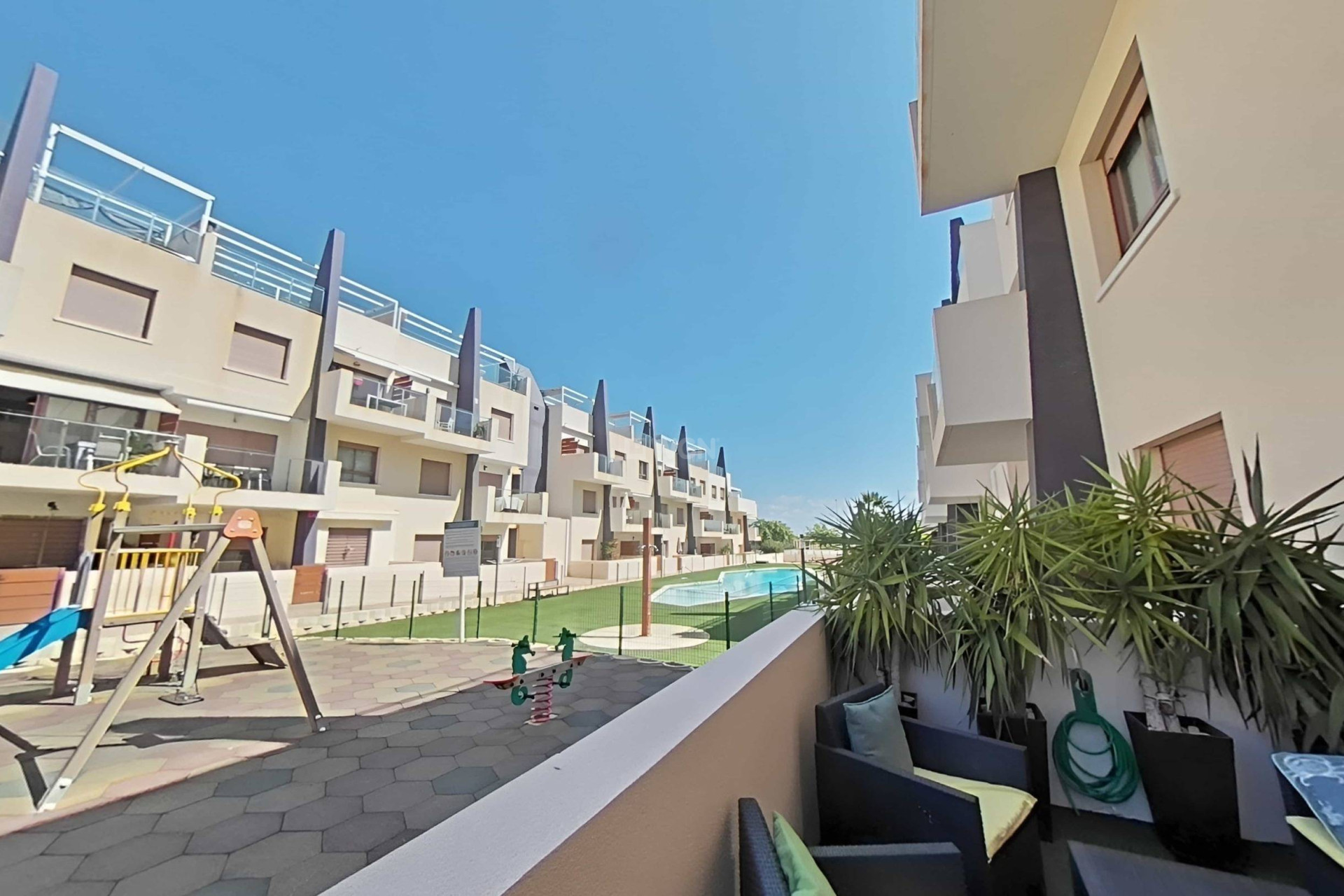 Resale - Bungalow - Pilar de la Horadada - La Torre de la Horadada