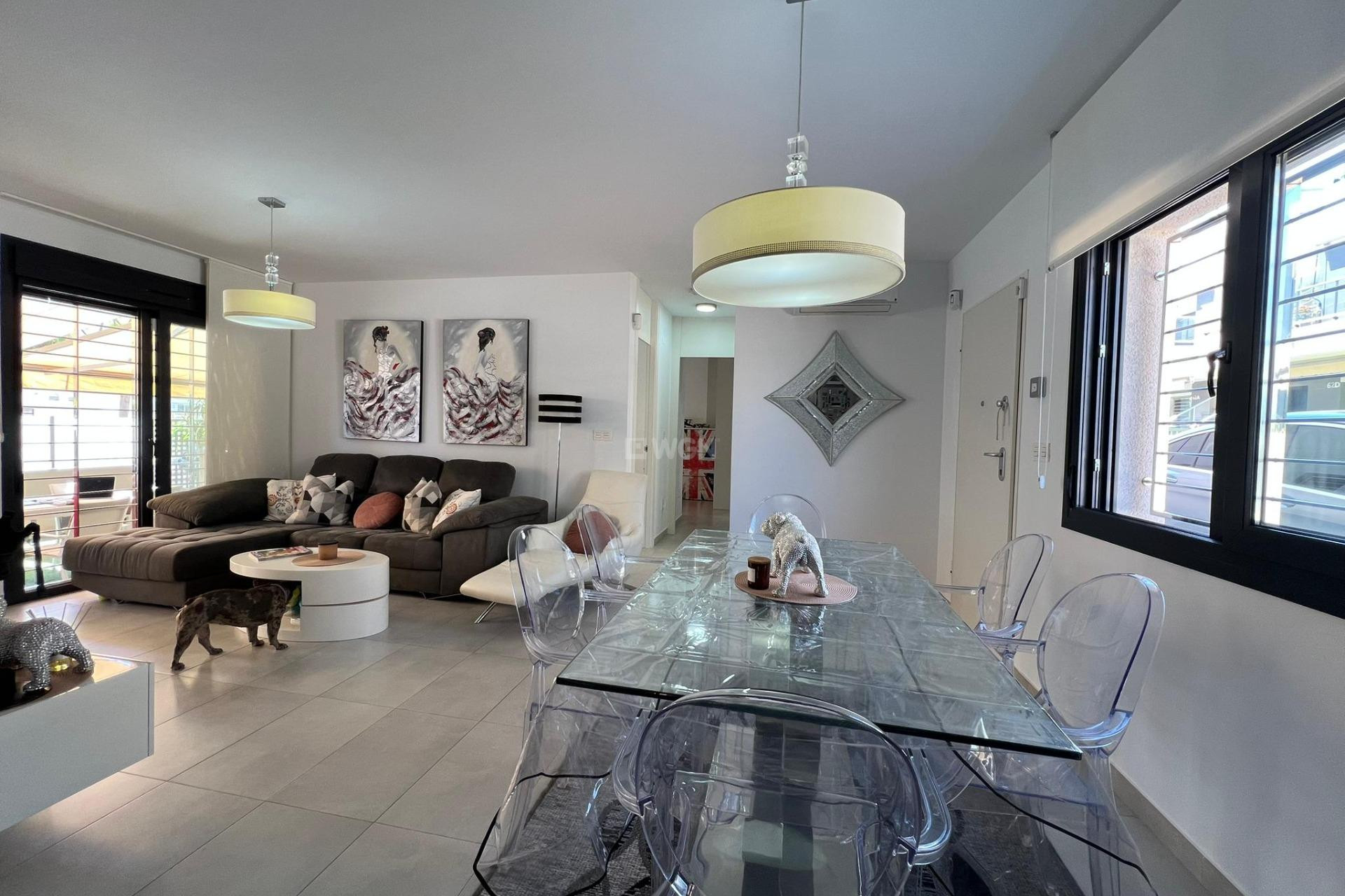 Resale - Bungalow - Pilar de la Horadada - Torre De La Horadada