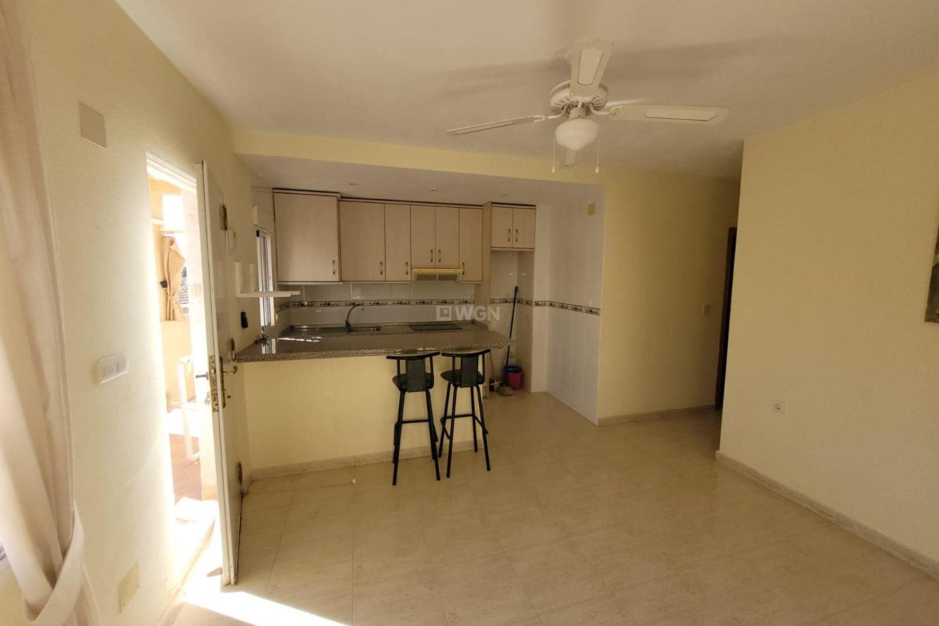 Resale - Bungalow - San Miguel de Salinas - Inland