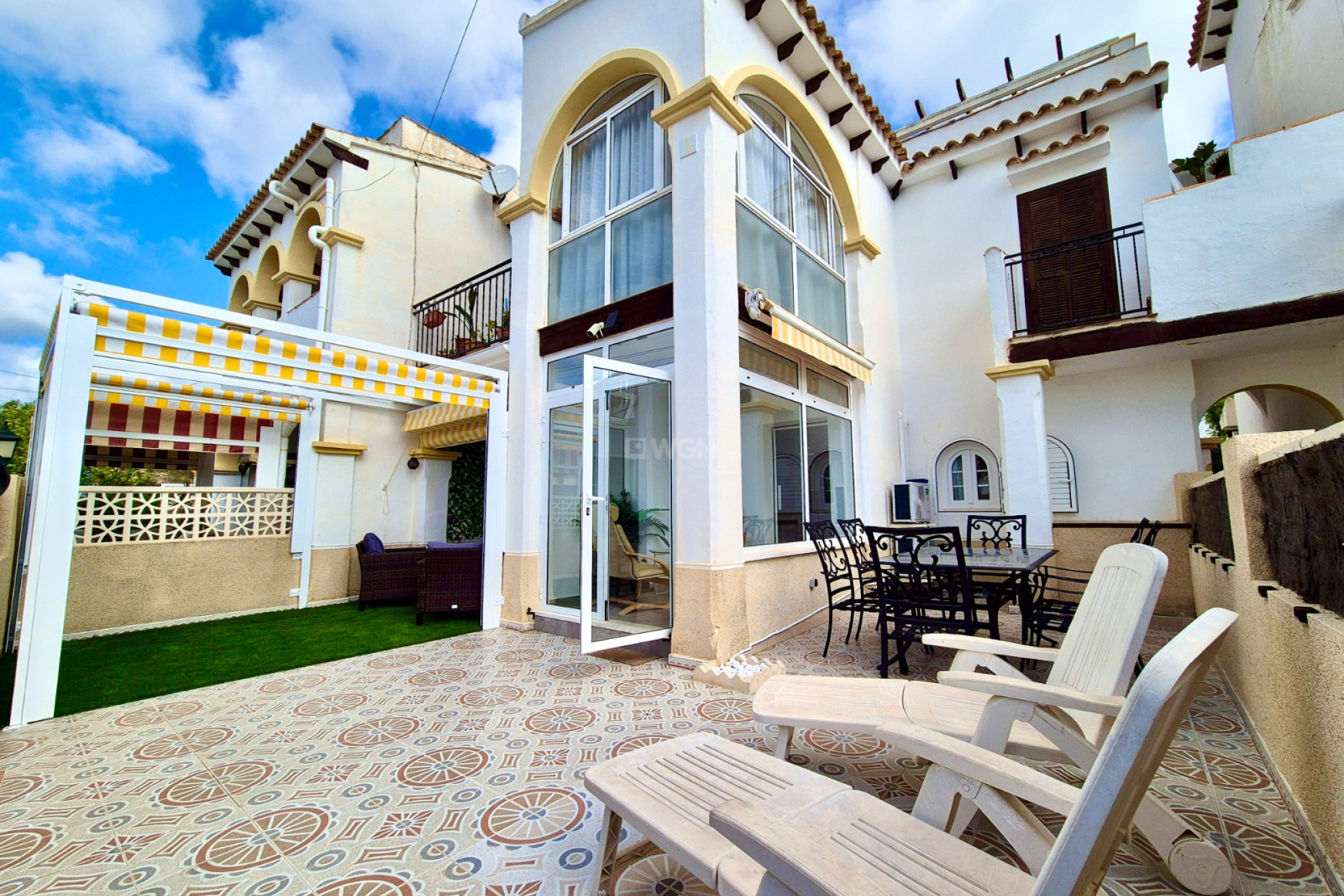 Resale - Bungalow - San Miguel de Salinas - Inland