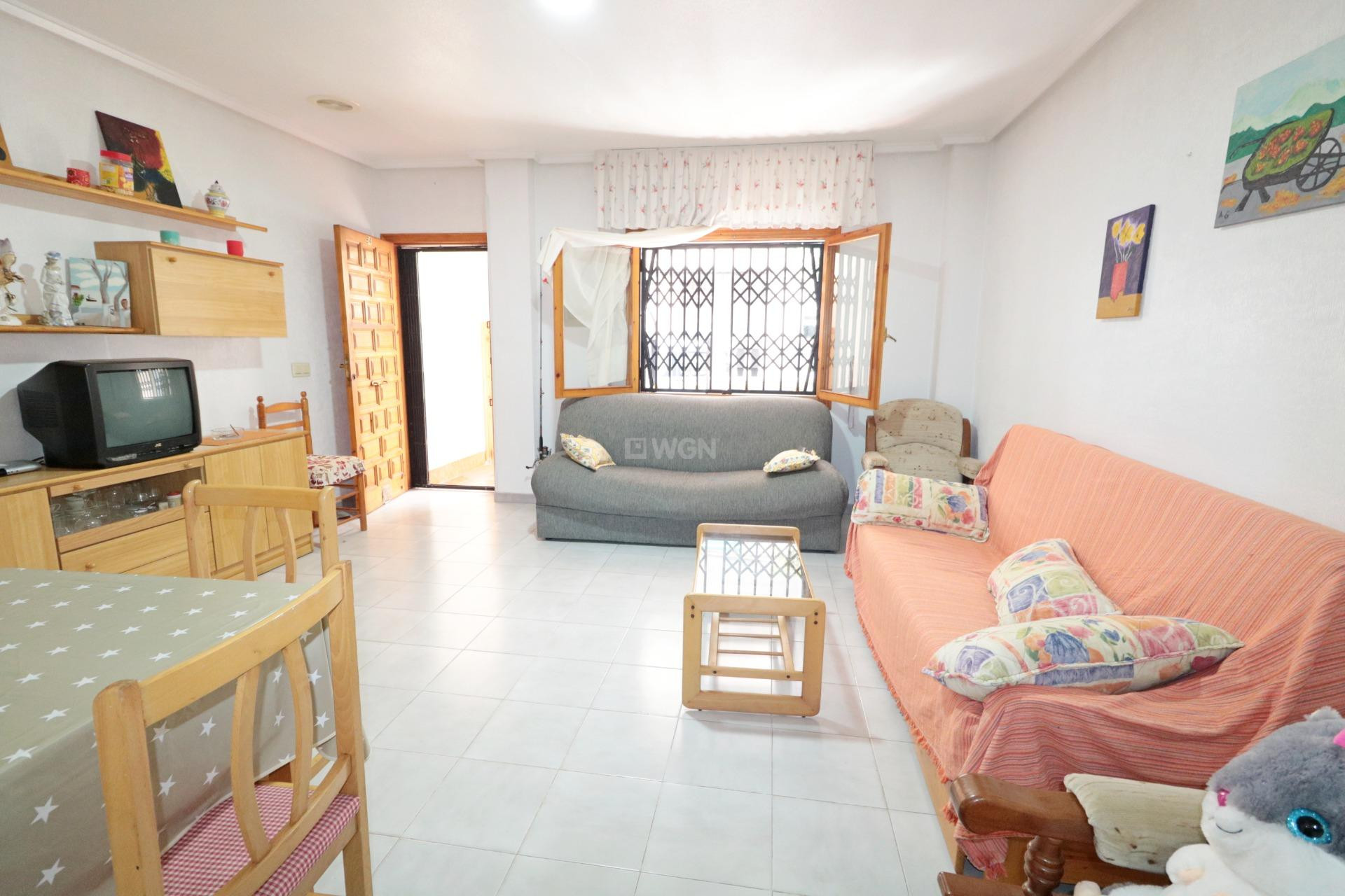 Resale - Bungalow - Torrevieja - Acequion