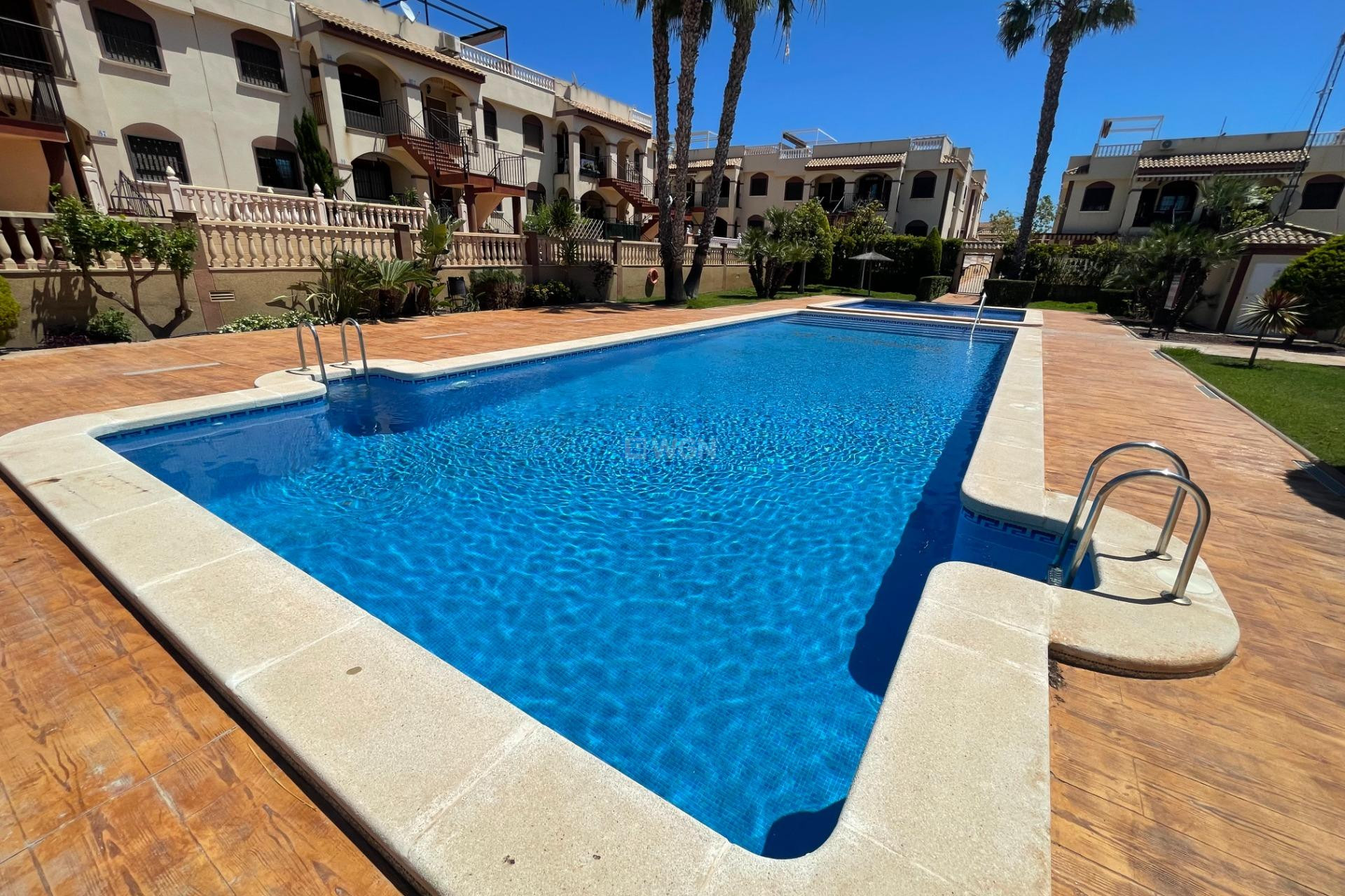 Resale - Bungalow - Torrevieja - Aguas Nuevas 1