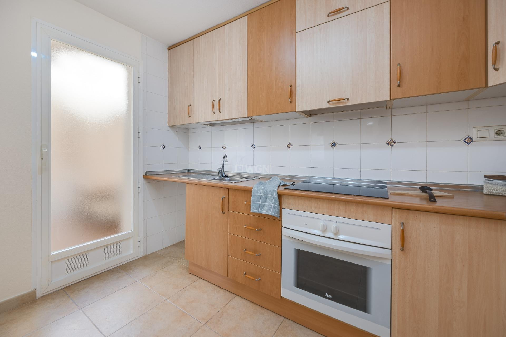 Resale - Bungalow - Torrevieja - Aguas Nuevas 1