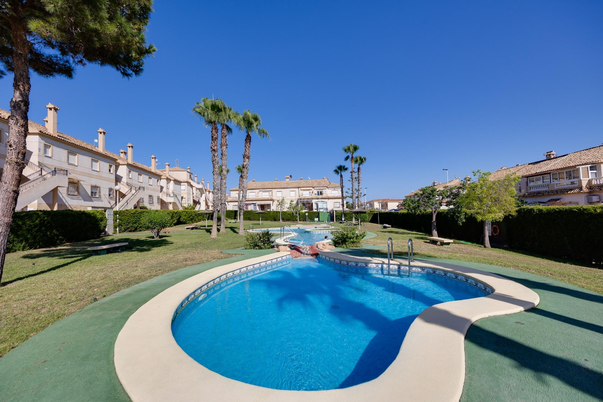 Resale - Bungalow - Torrevieja - aguas nuevas