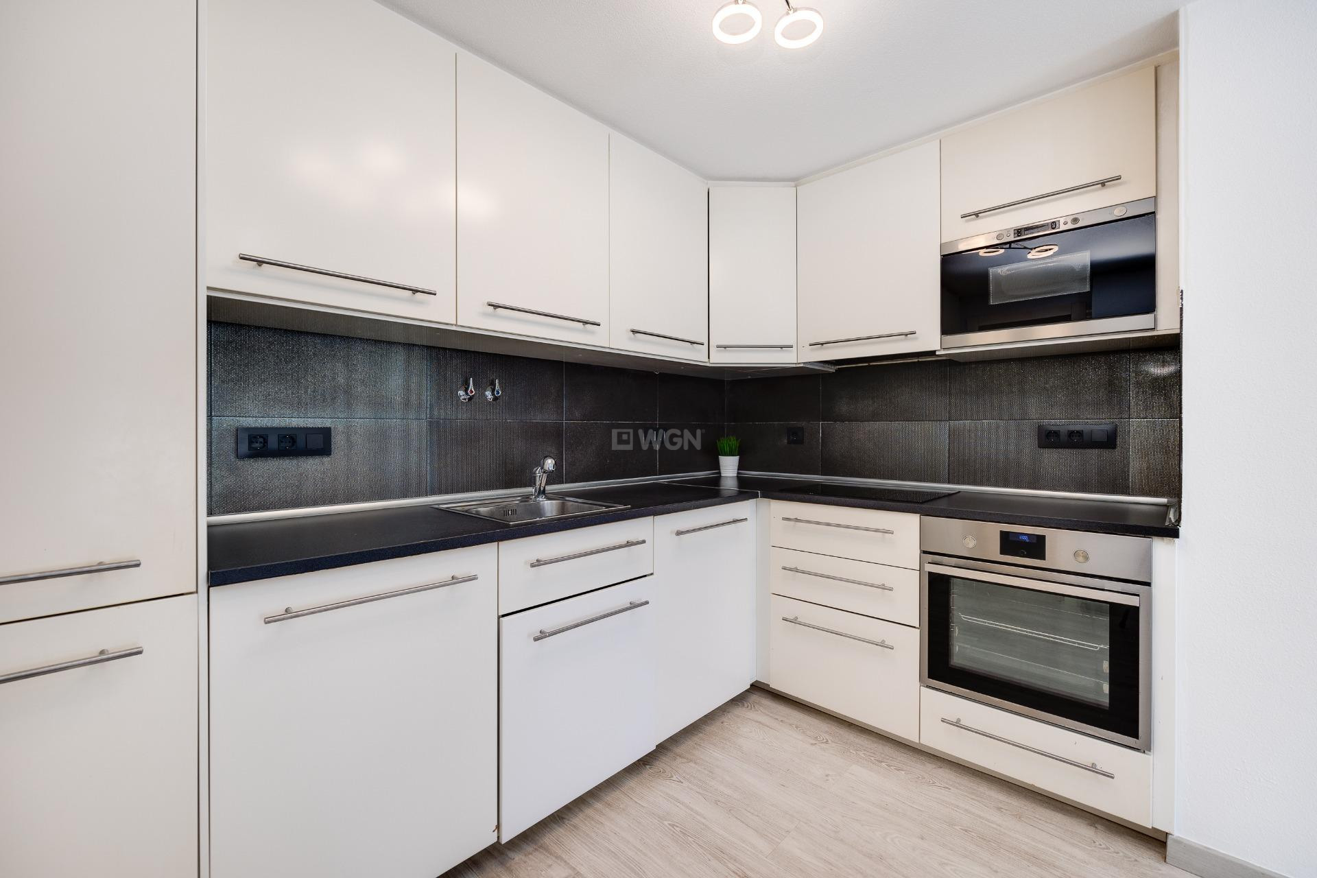 Resale - Bungalow - Torrevieja - aguas nuevas