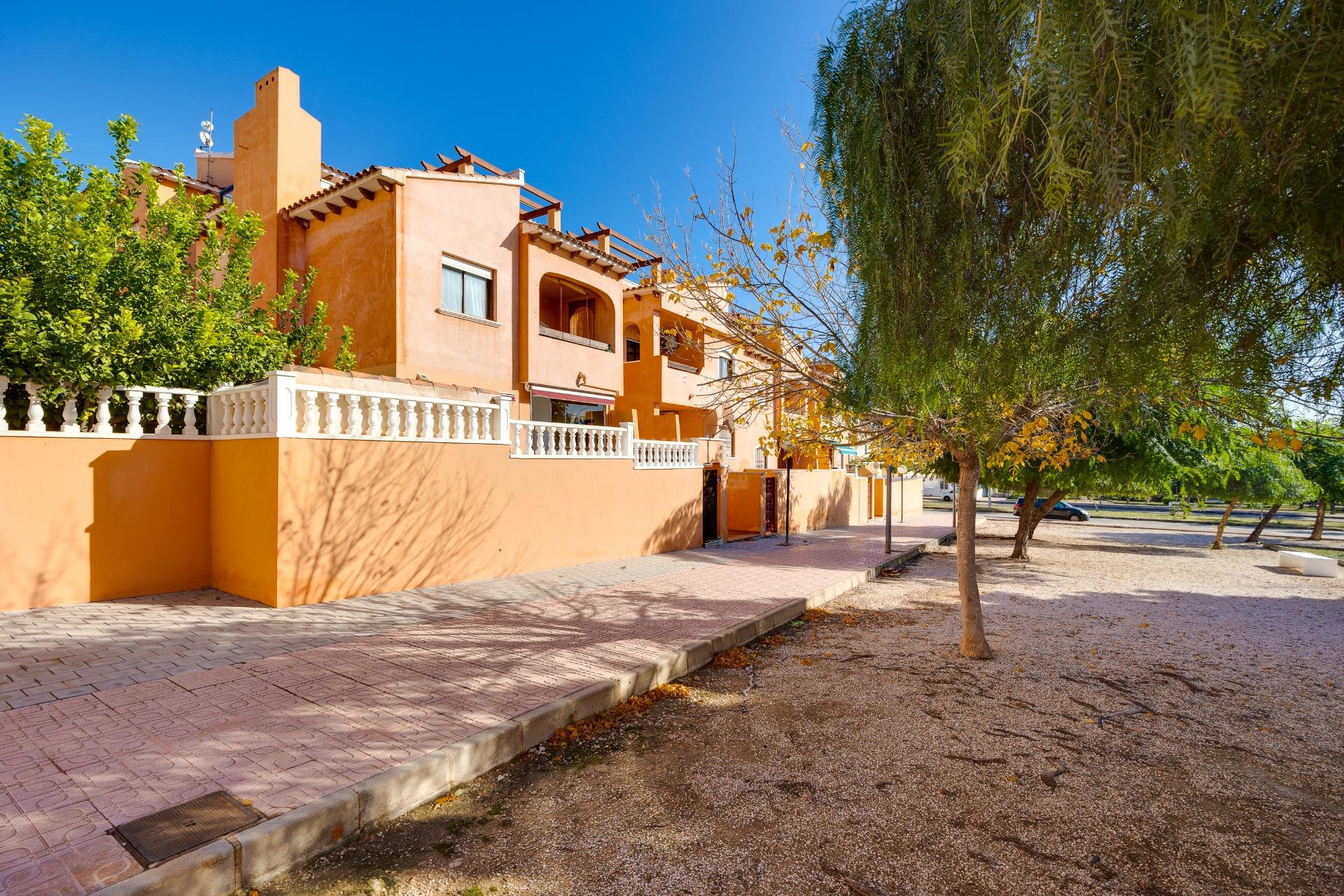 Resale - Bungalow - Torrevieja - aguas nuevas