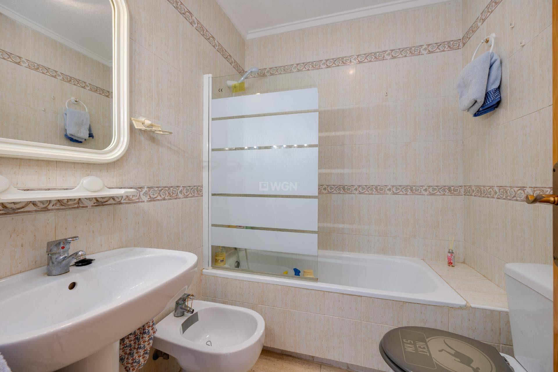 Resale - Bungalow - Torrevieja - aguas nuevas