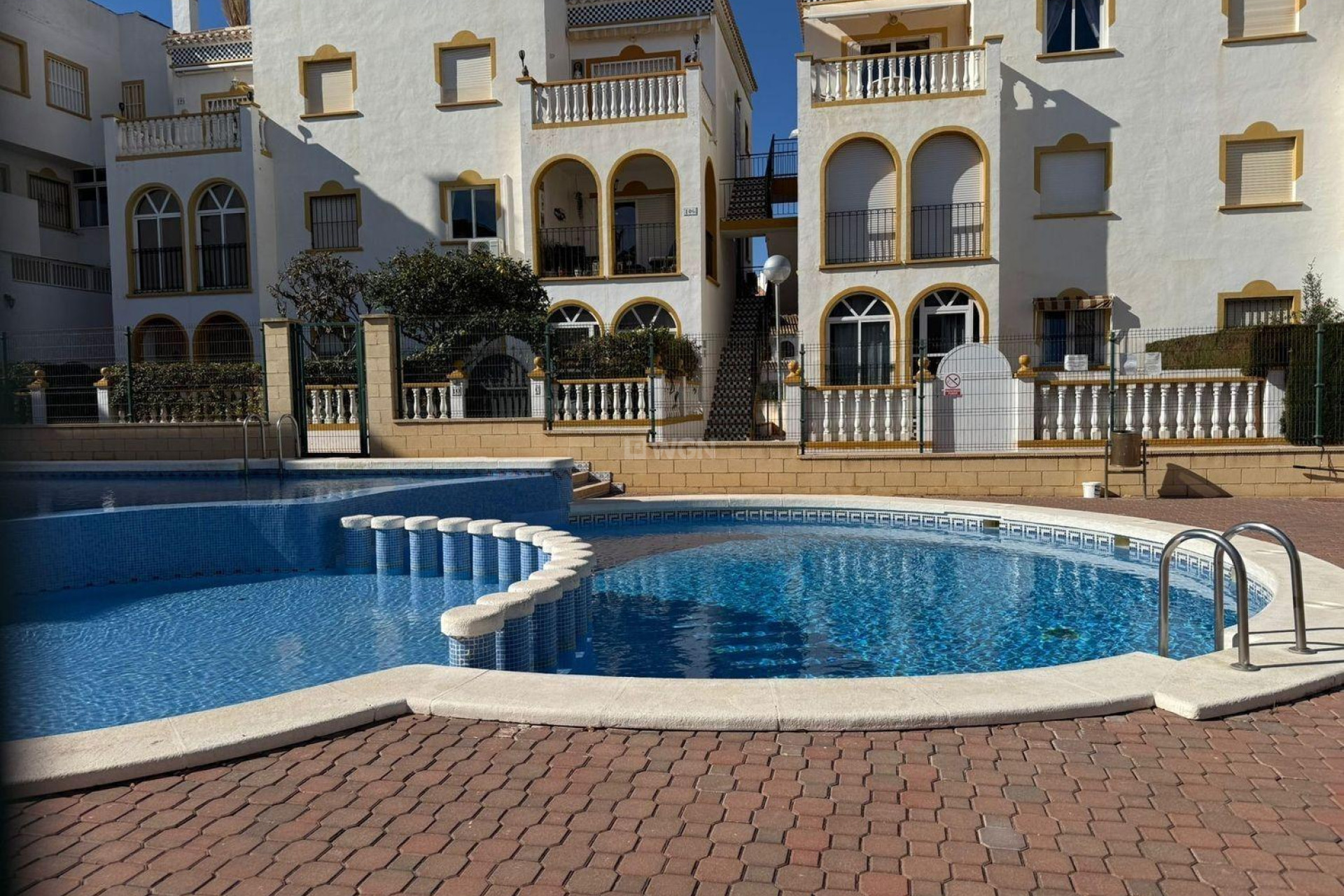 Resale - Bungalow - Torrevieja - Cañada Del Molino