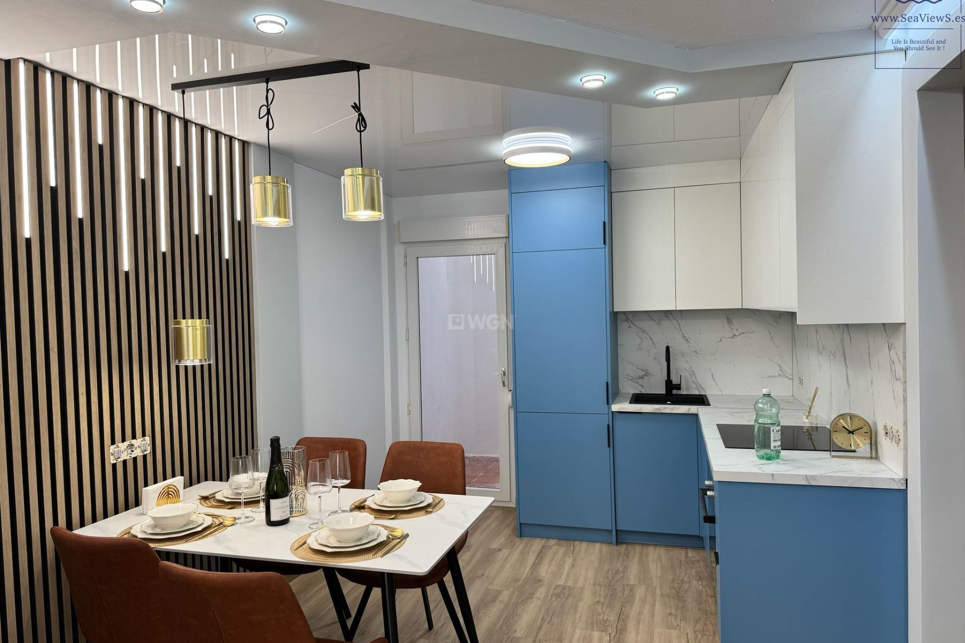 Resale - Bungalow - Torrevieja - Centro