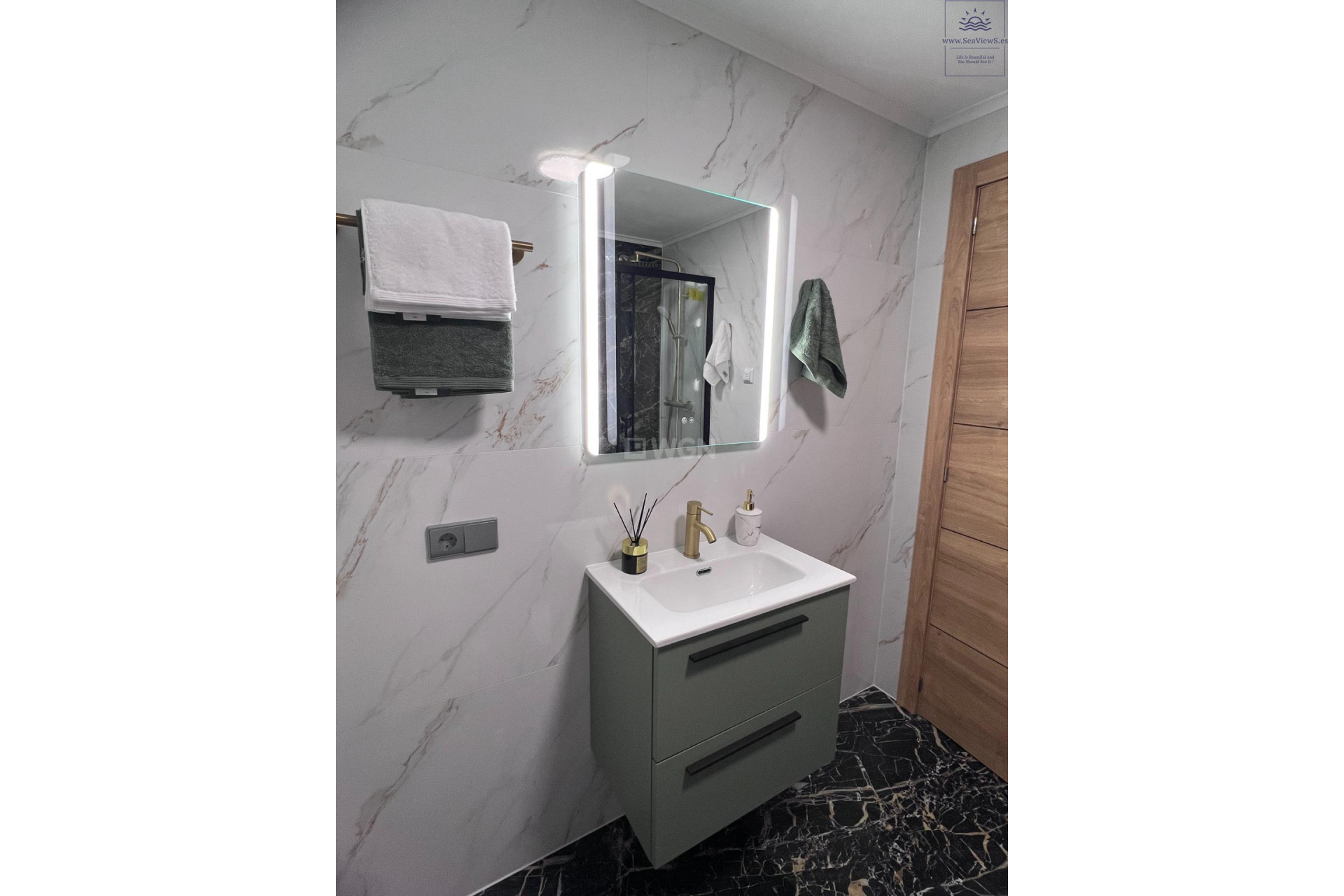 Resale - Bungalow - Torrevieja - Centro