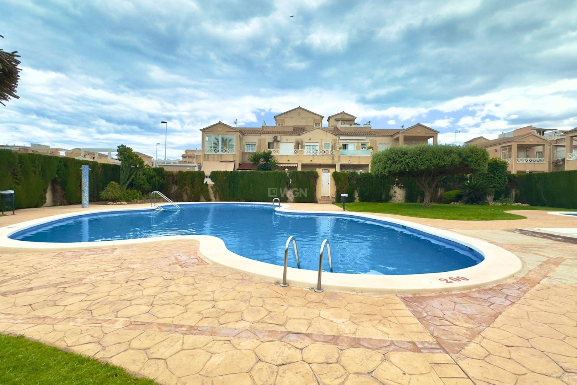 Resale - Bungalow - Torrevieja - Centro