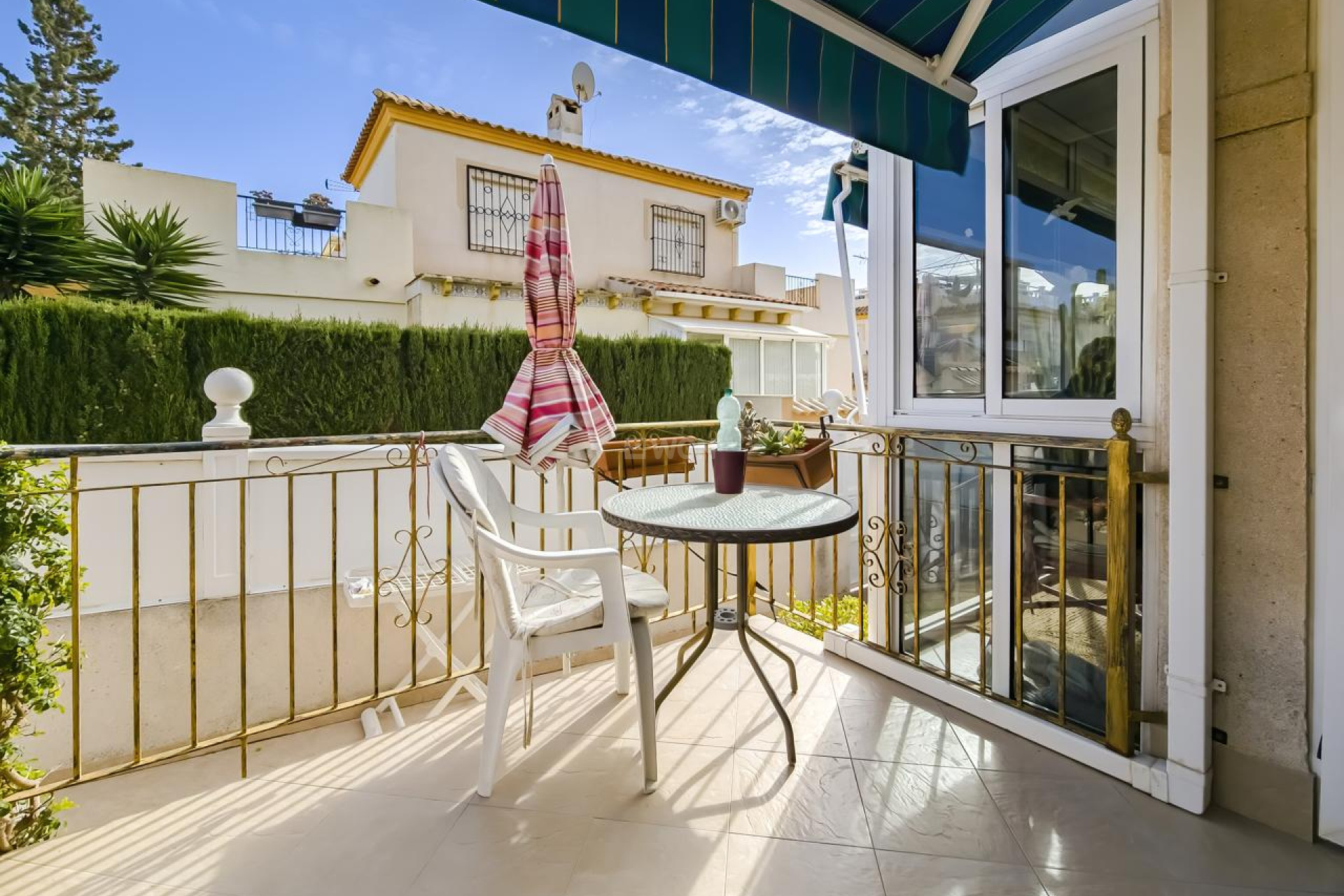 Resale - Bungalow - Torrevieja - Costa Blanca