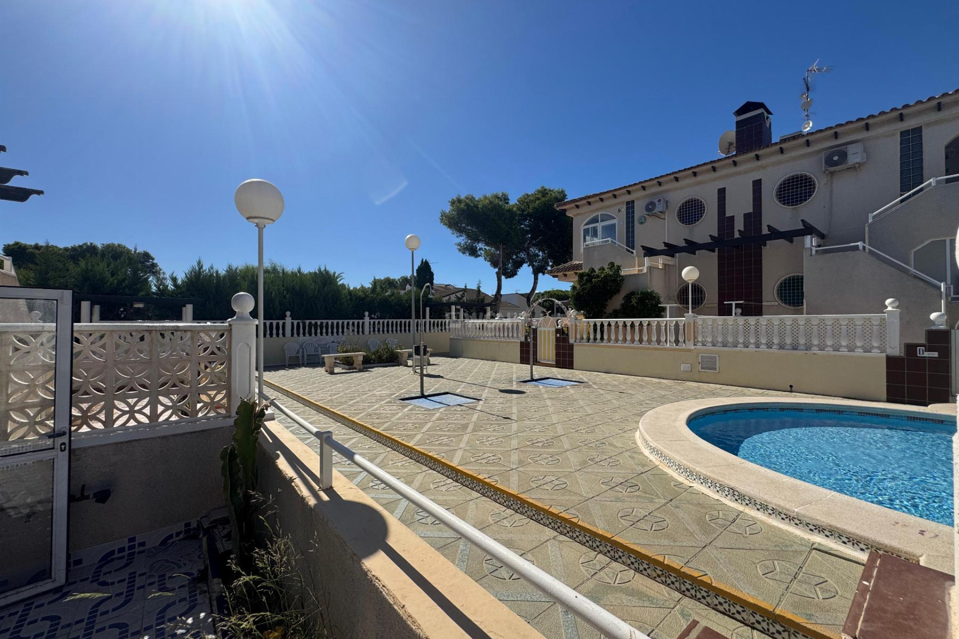 Resale - Bungalow - Torrevieja - Costa Blanca