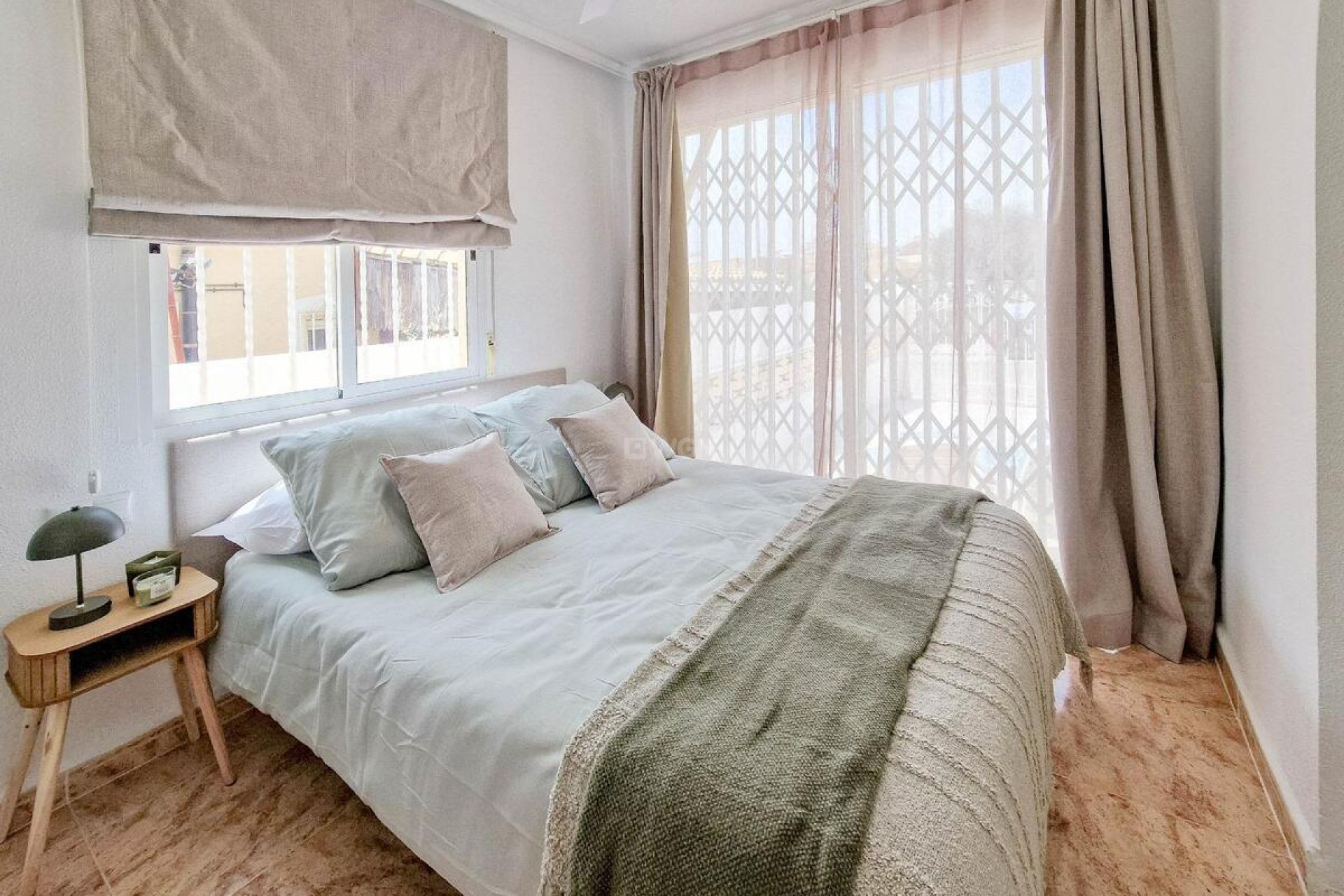 Resale - Bungalow - Torrevieja - Costa Blanca