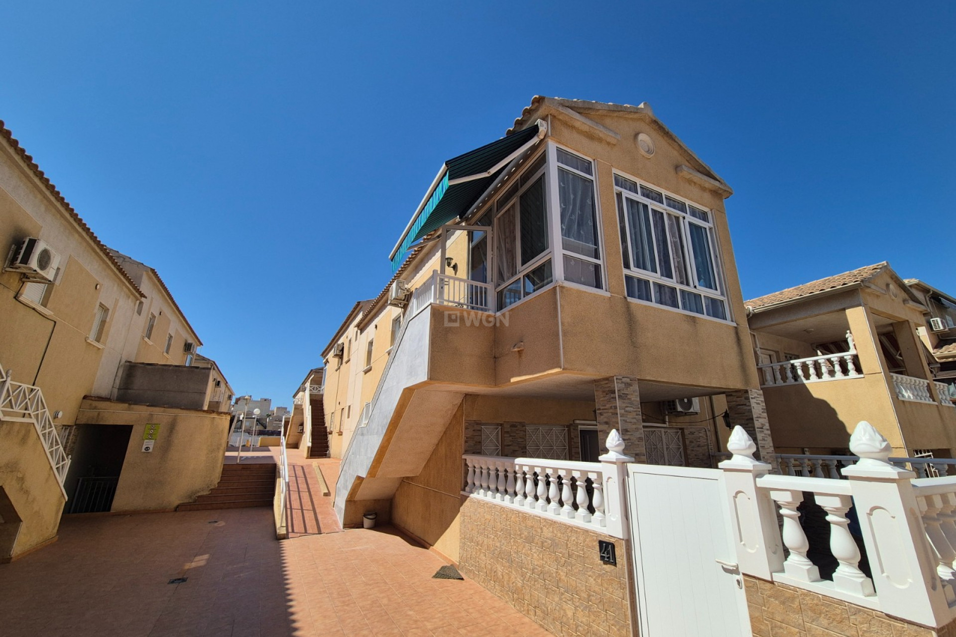 Resale - Bungalow - Torrevieja - Costa Blanca