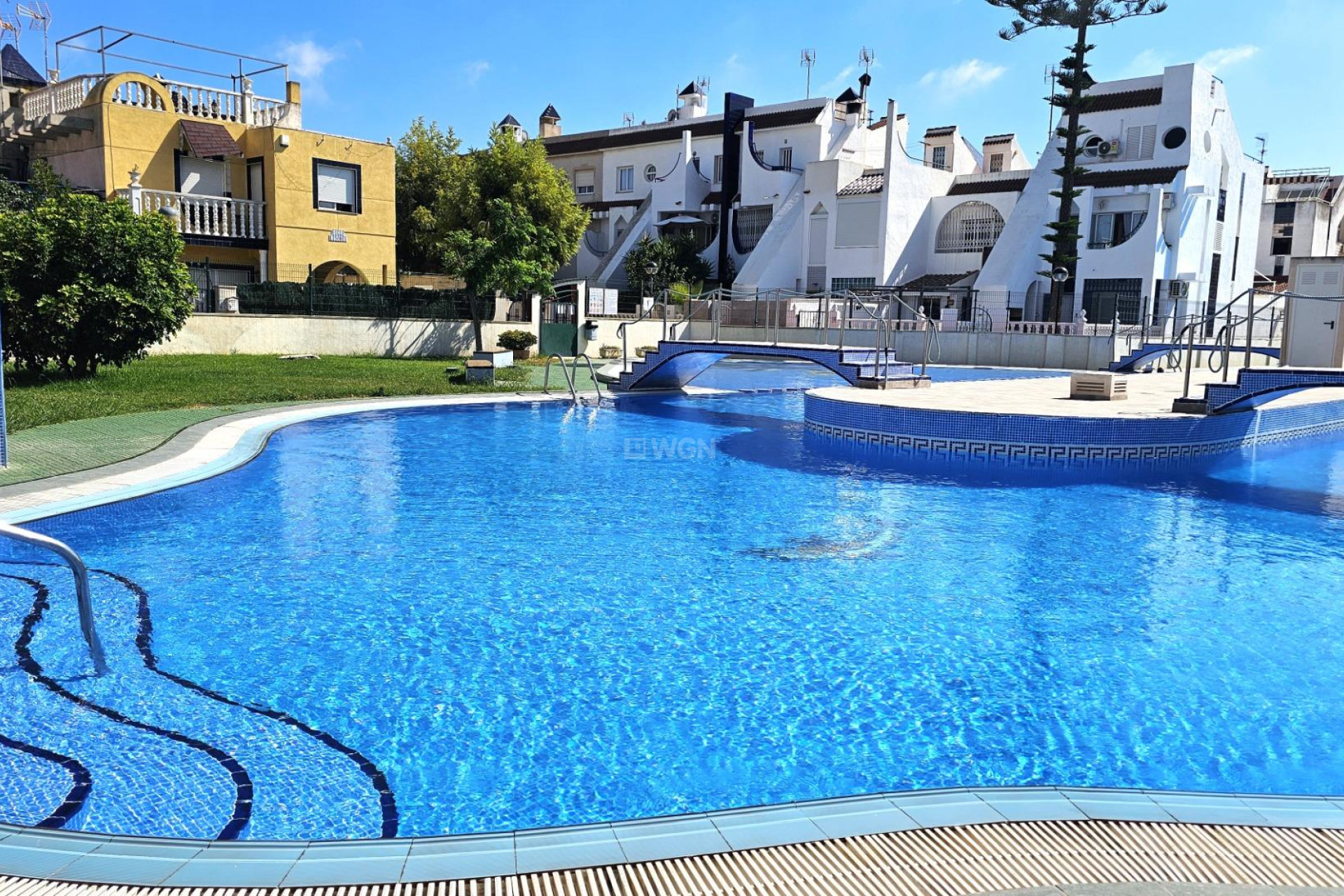 Resale - Bungalow - Torrevieja - Doña Ines