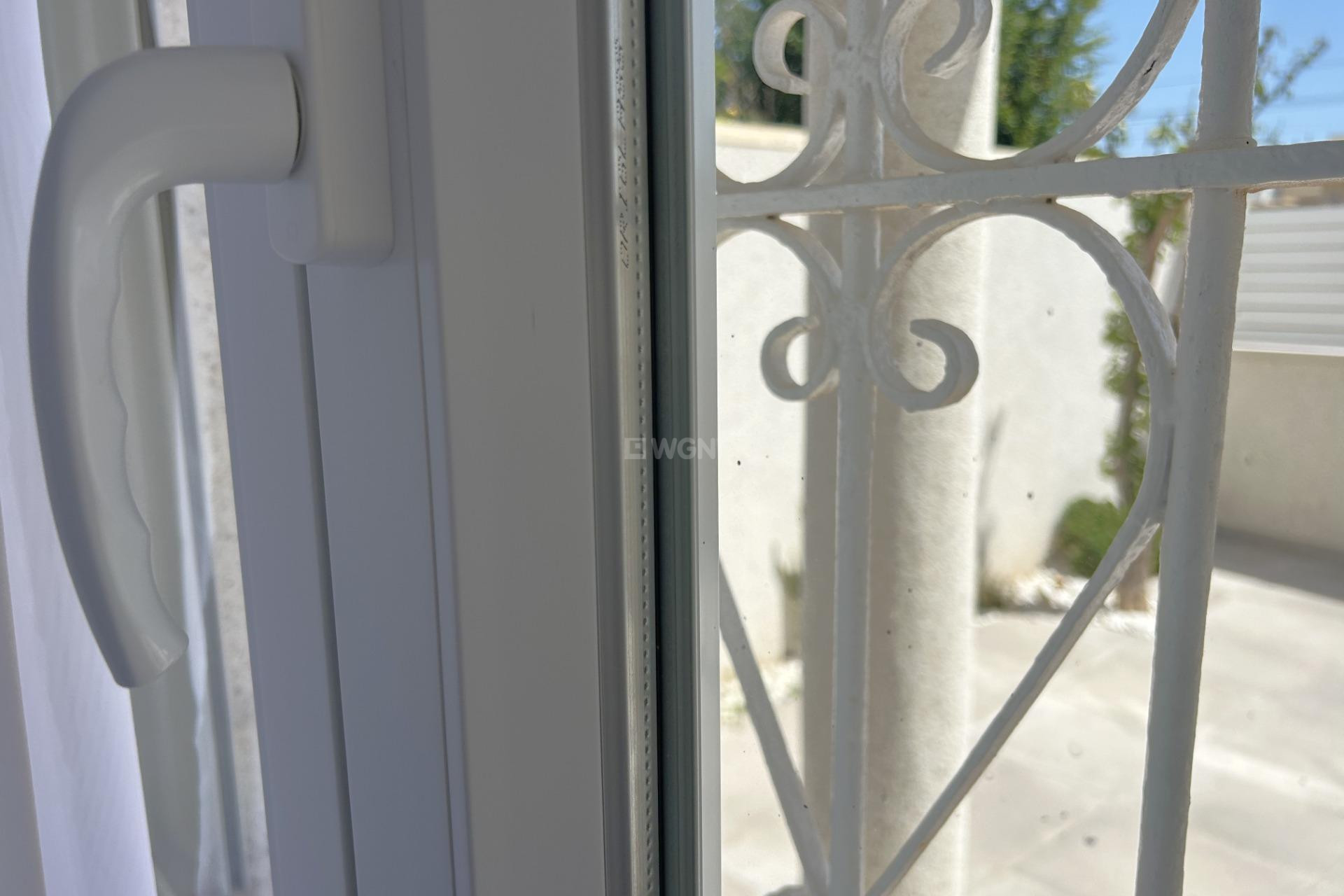 Resale - Bungalow - Torrevieja - El Chaparral