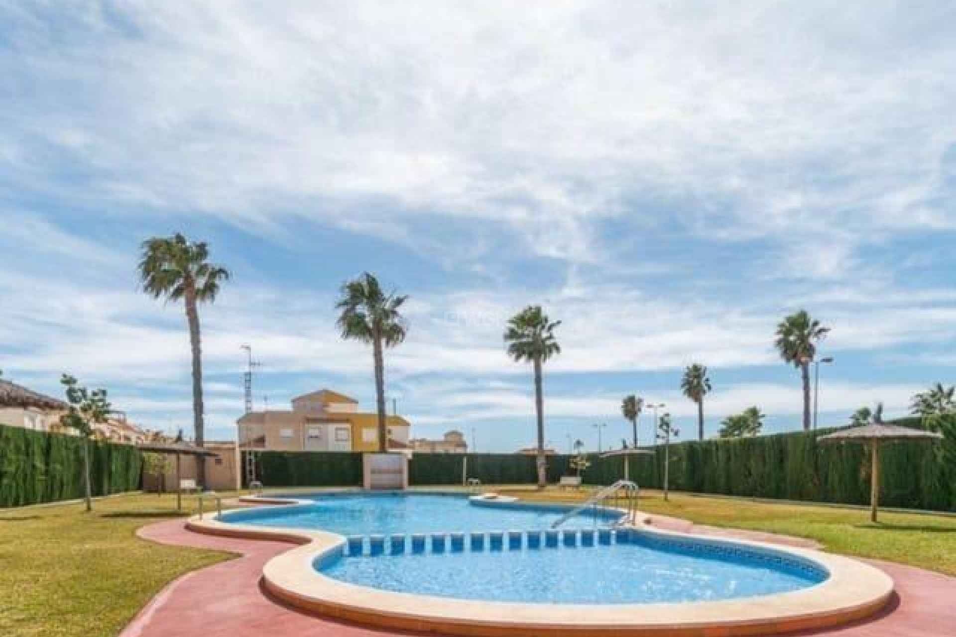 Resale - Bungalow - Torrevieja - El Limonar