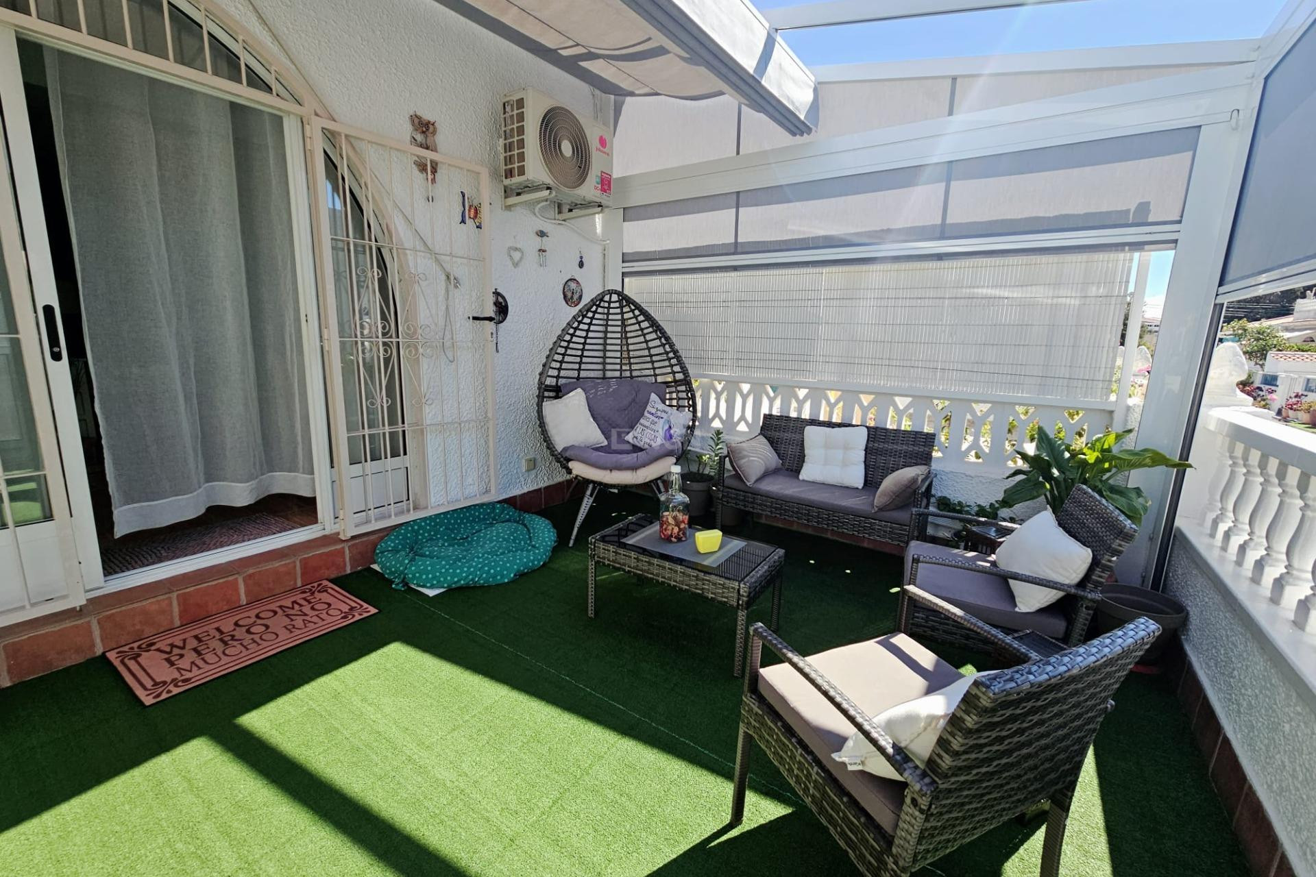 Resale - Bungalow - Torrevieja - La Siesta - El Salado - Torreta