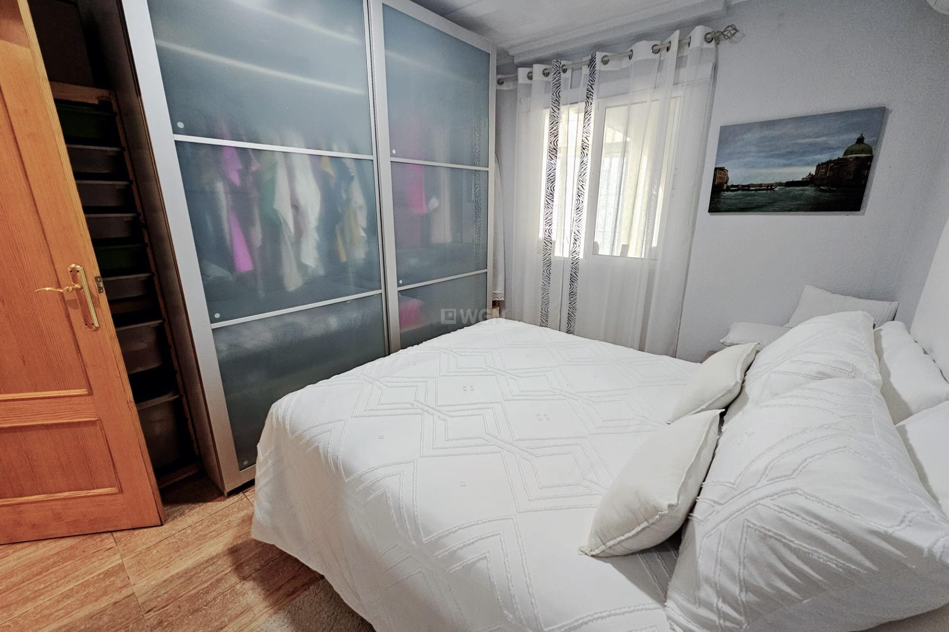 Resale - Bungalow - Torrevieja - La Siesta - El Salado - Torreta