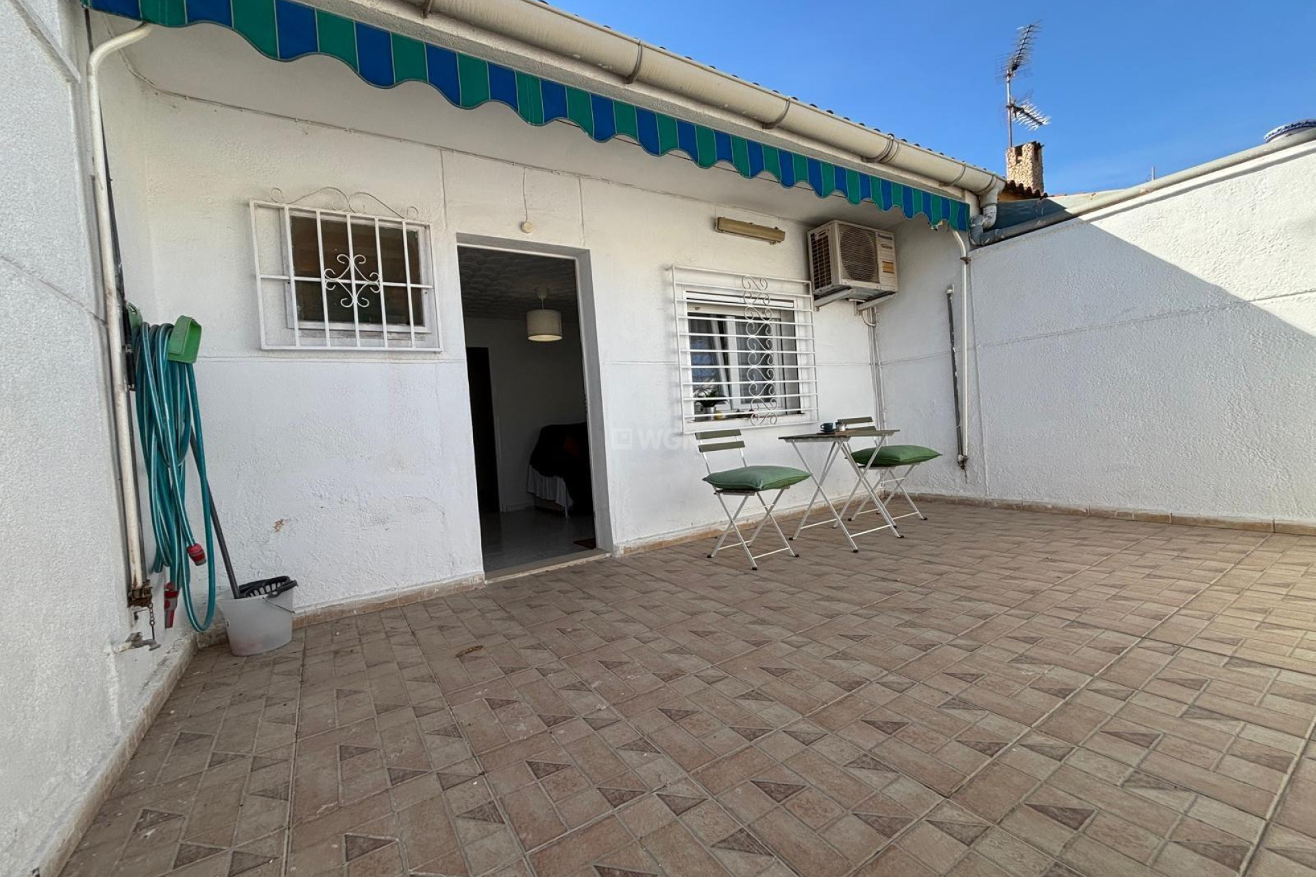 Resale - Bungalow - Torrevieja - La Siesta - El Salado - Torreta